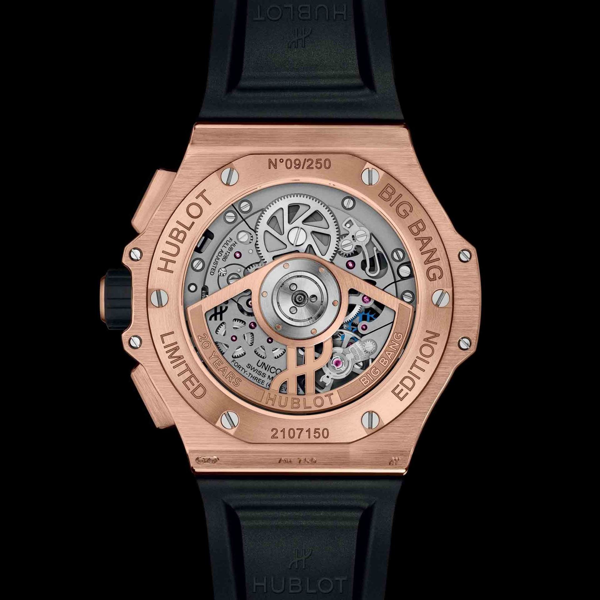HUBLOT Big Bang 20th Anniversary King Gold Ceramic 43 MM 431.OM.1338.RX
