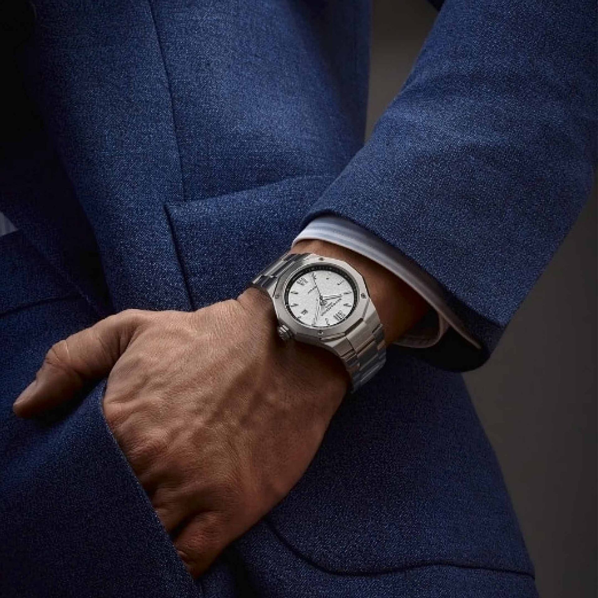 BAUME & MERCIER Riviera 10829 42 MM M0A10829