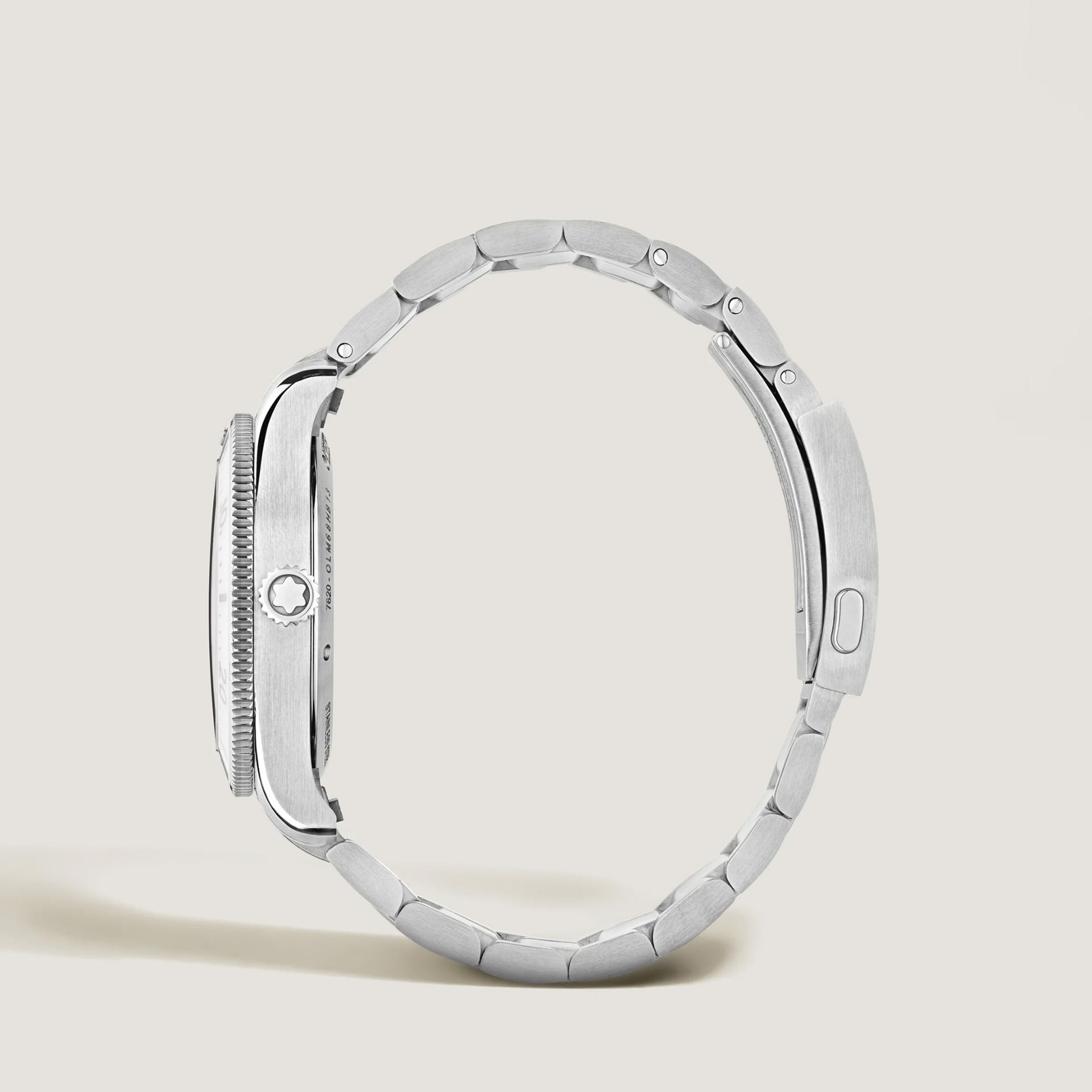 MONTBLANC Iced Sea Automatic Date 0 Oxygen 38 MM 134024