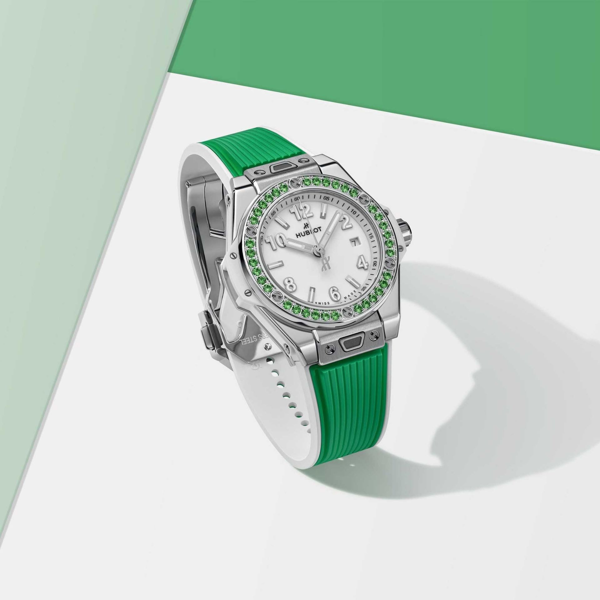 HUBLOT Big Bang Joyful Steel Apple Green 33 MM 485.SG.2210.RX.1222