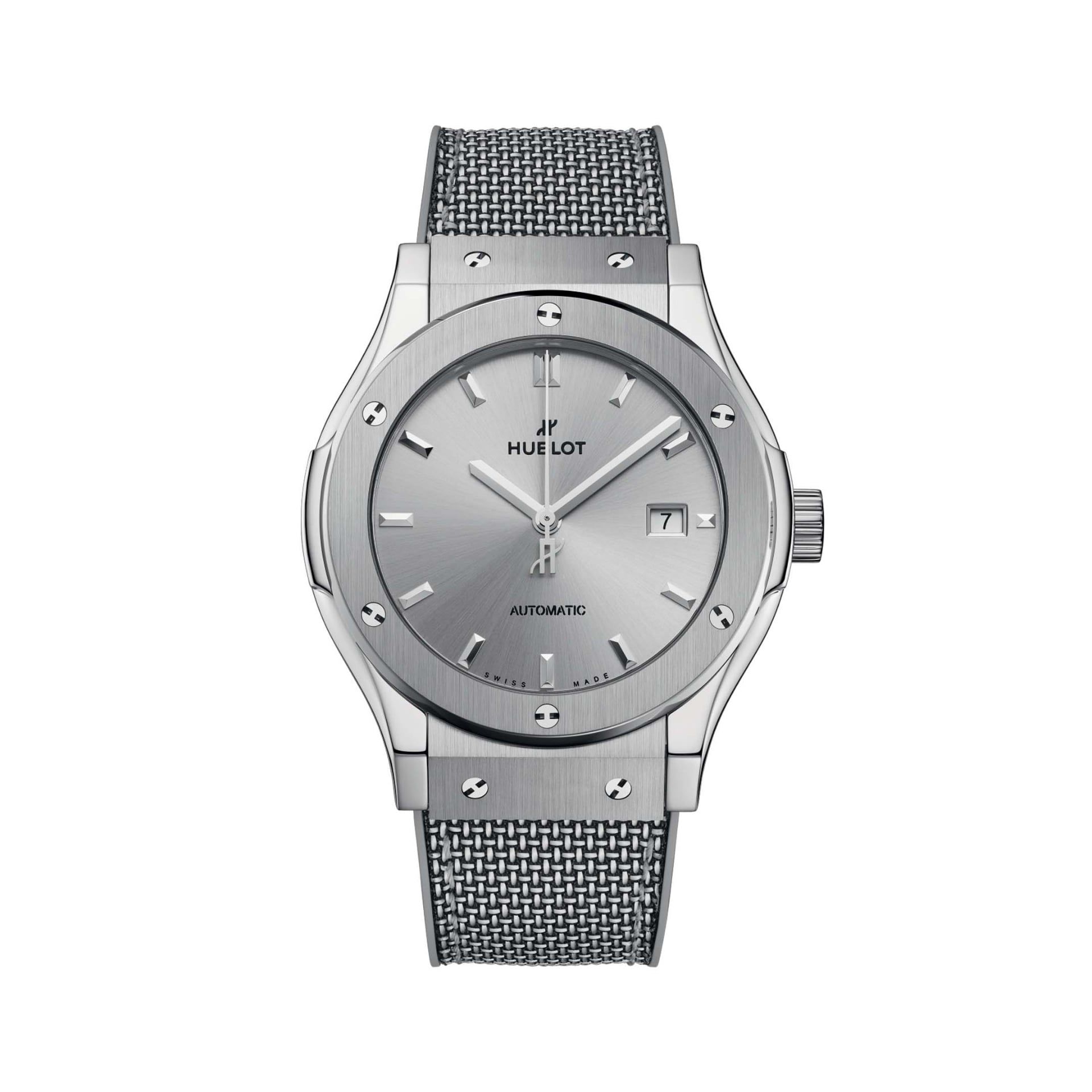 HUBLOT Classic Fusion Essential Grey 42 MM 542.NX.5610.NR.HEC24