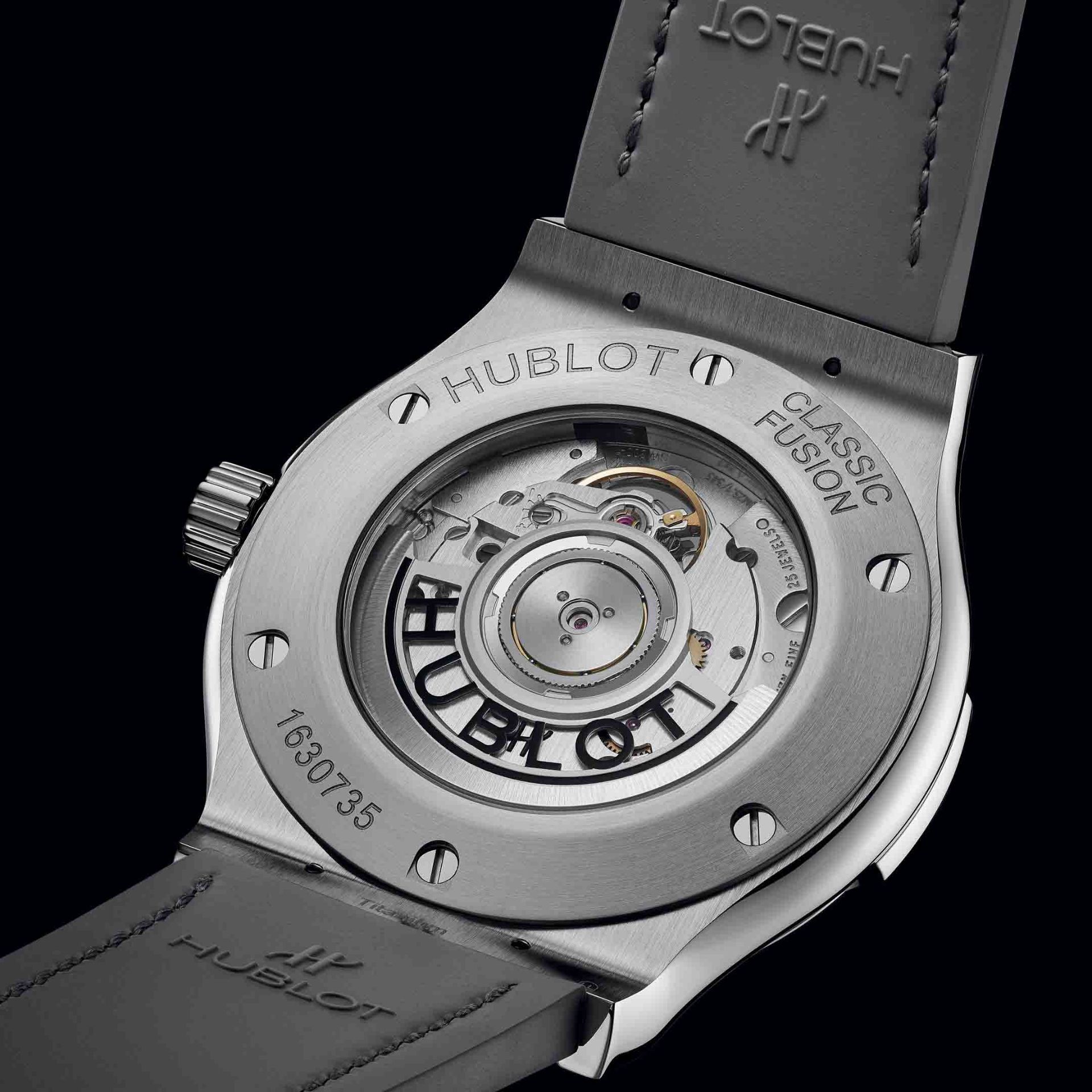HUBLOT Classic Fusion Essential Grey 42 MM 542.NX.5610.NR.HEC24