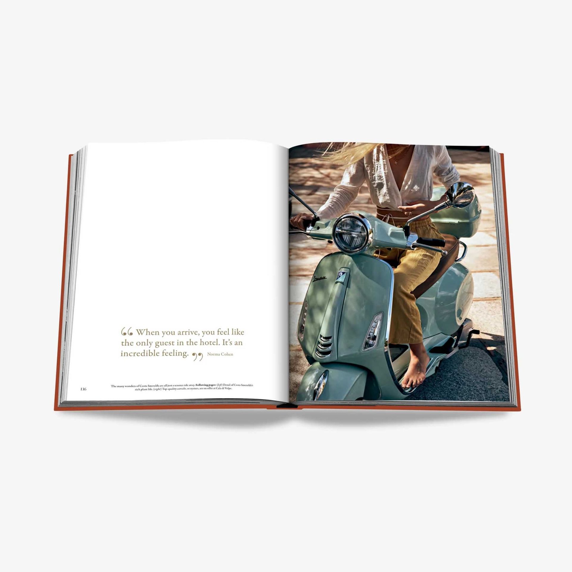 ASSOULINE Libro Cala Di Volpe 23 x 3 x H 30 CM 9781649802156