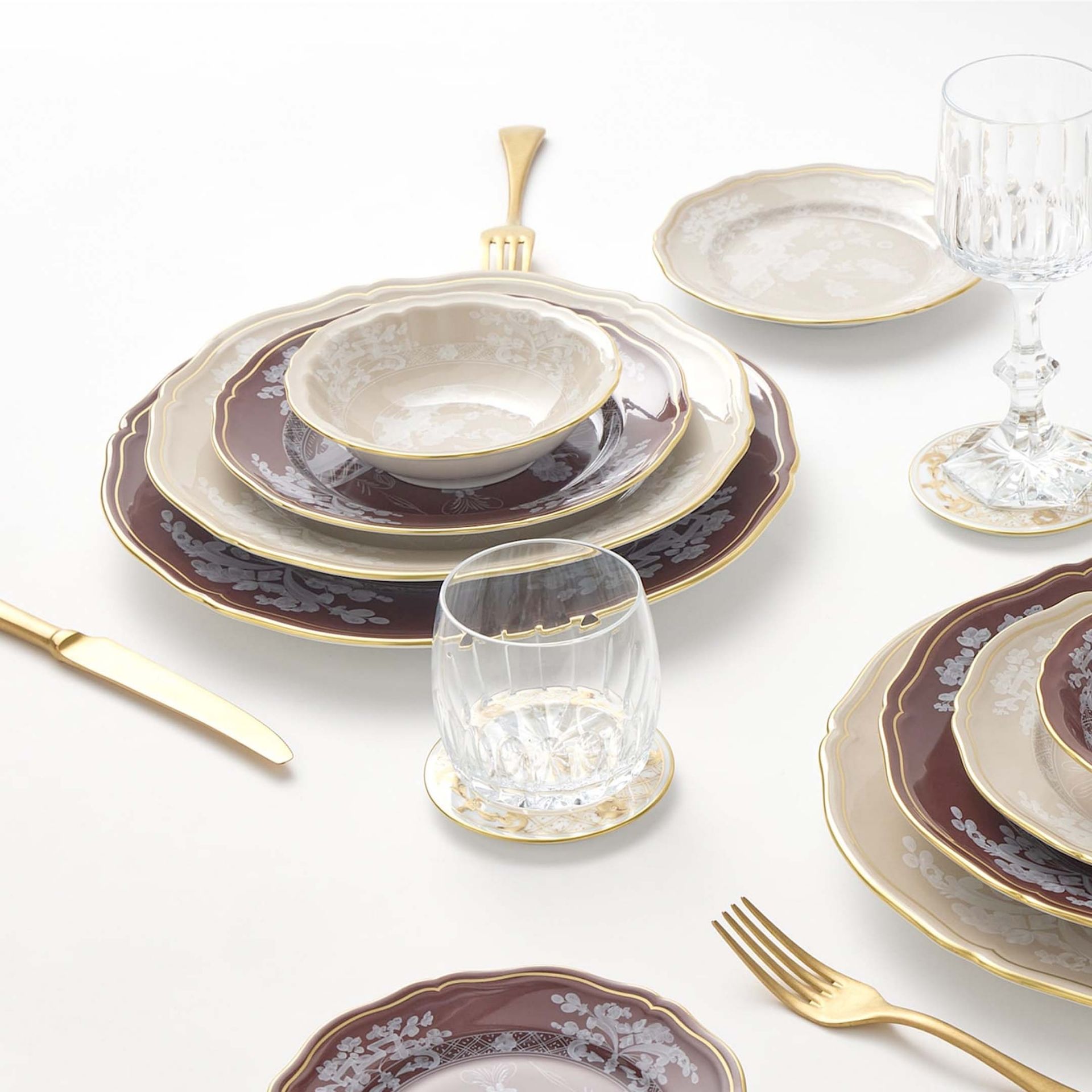 GINORI 1735 Piatto Fondo Oriente Italiano Castagna Ø 24 CM 003RG00 FPT210010240G00135800 