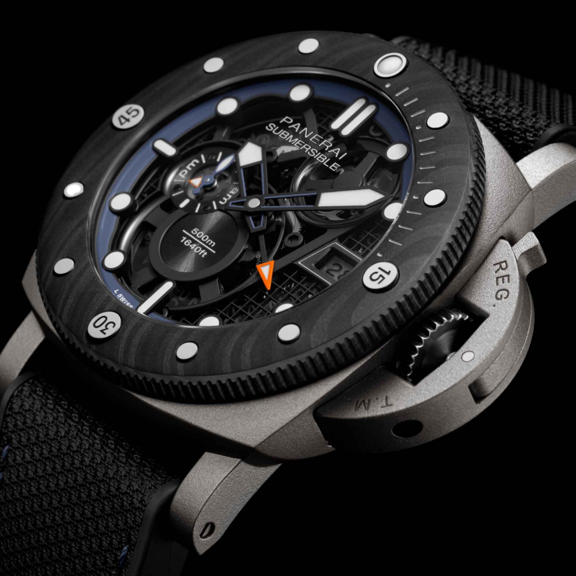 PANERAI  Submersible GMT Titanio Mike Horn Experience Edition 47 MM PAM01670