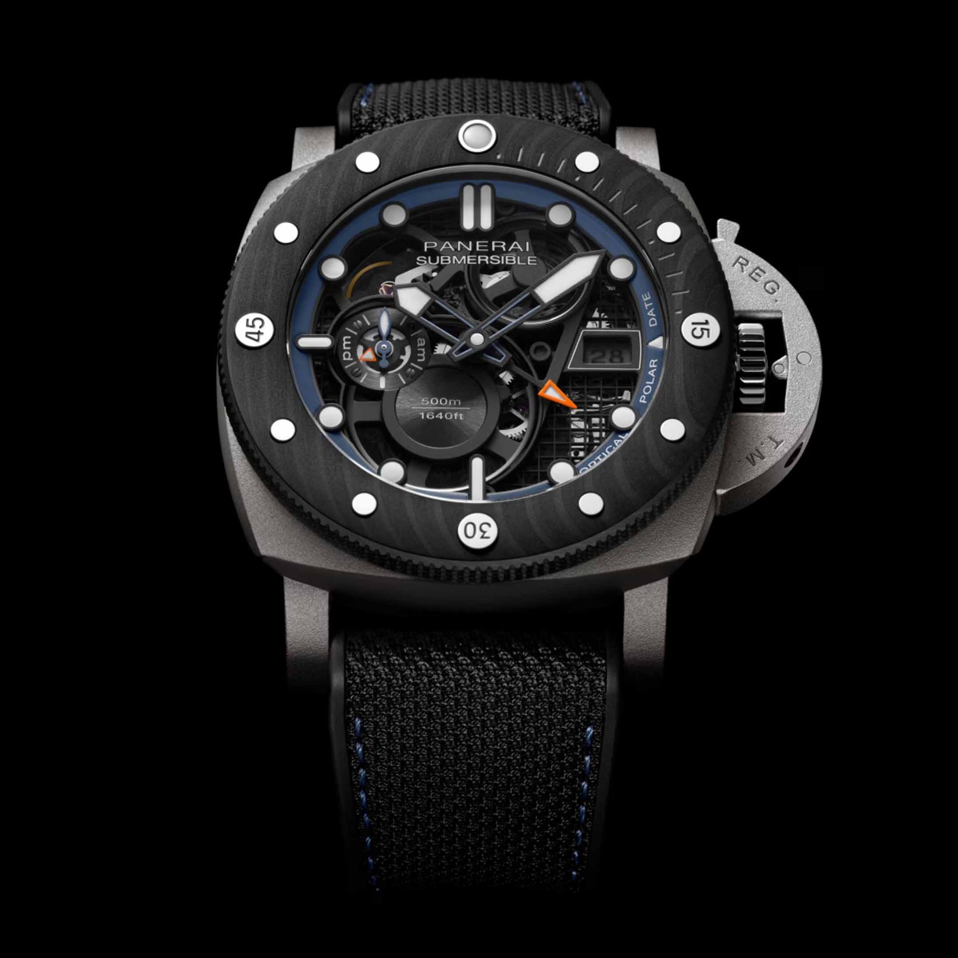 PANERAI  Submersible GMT Titanio Mike Horn Experience Edition 47 MM PAM01670