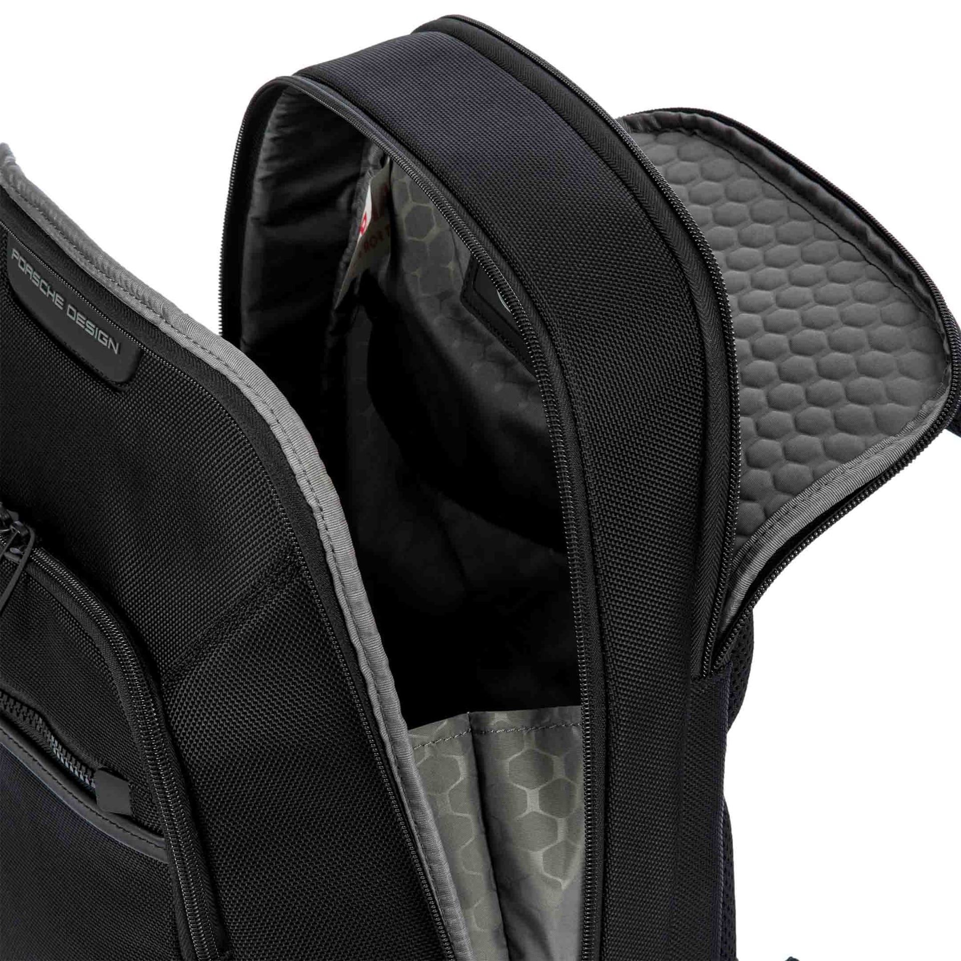 PORSCHE DESIGN Zaino Roadster Nylon Evo XS Nero  ONW01630.001