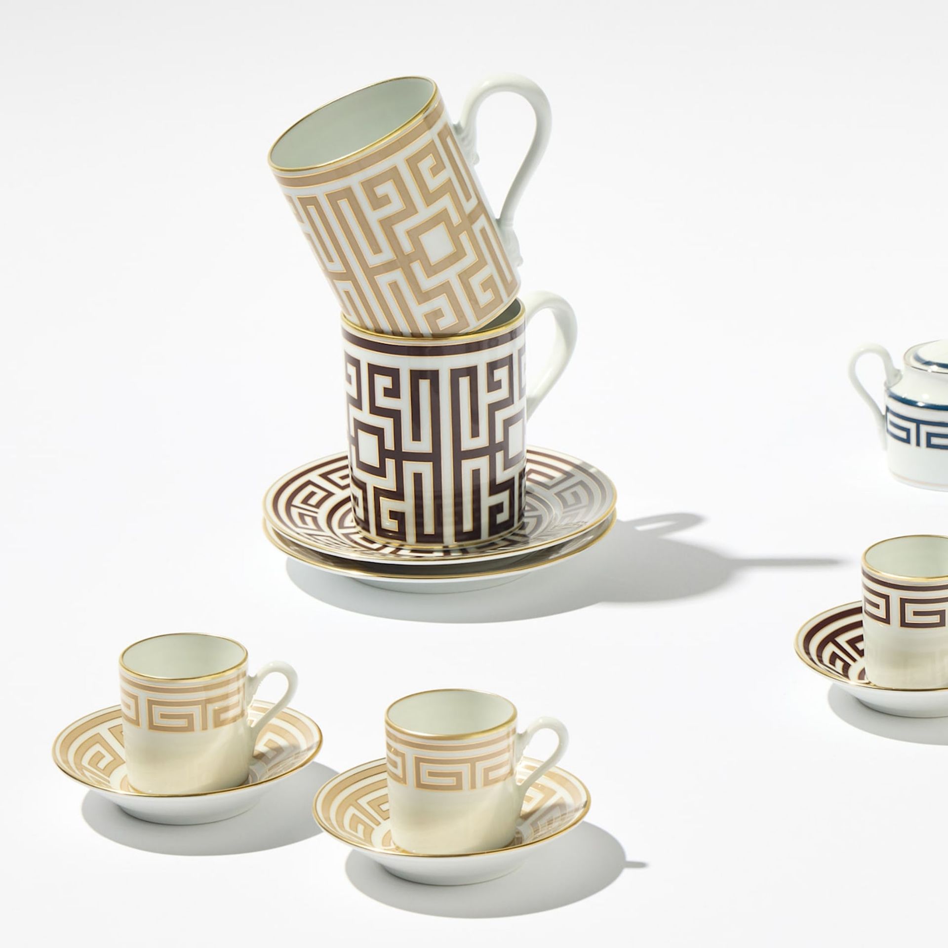GINORI 1735 Mug Labirinto Cachemire H 10 CM / Ø 8 CM 004RG00 FTZ701LX0400G00135400