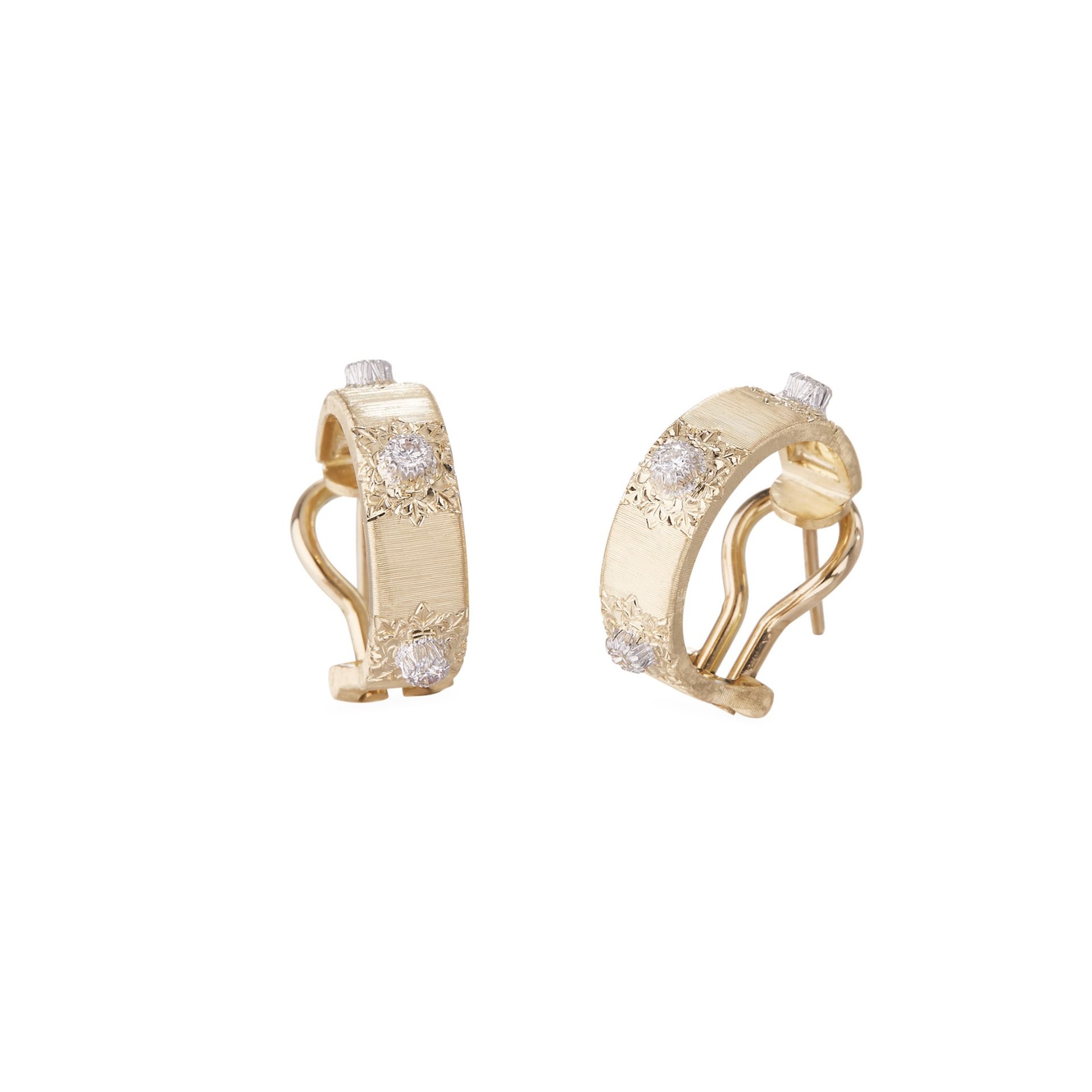 BUCCELLATI Orecchini Macri Classica in Oro Giallo e Bianco con Diamanti Rotondi  JAUEAR015952