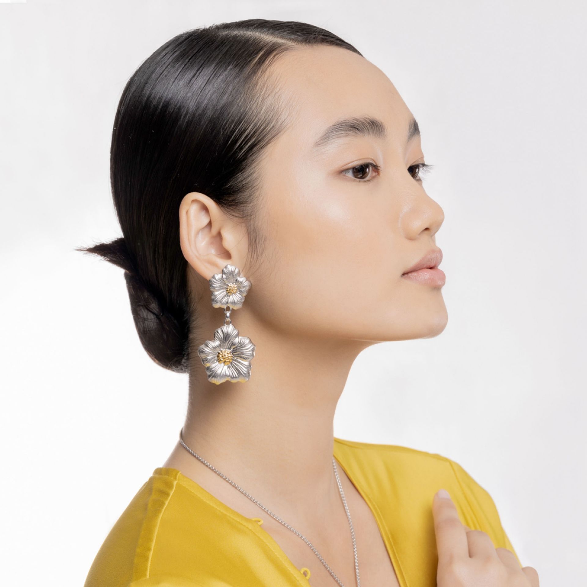 BUCCELLATI Orecchini Blossoms Vermeil Gardenia in Argento  JAGEAR023555