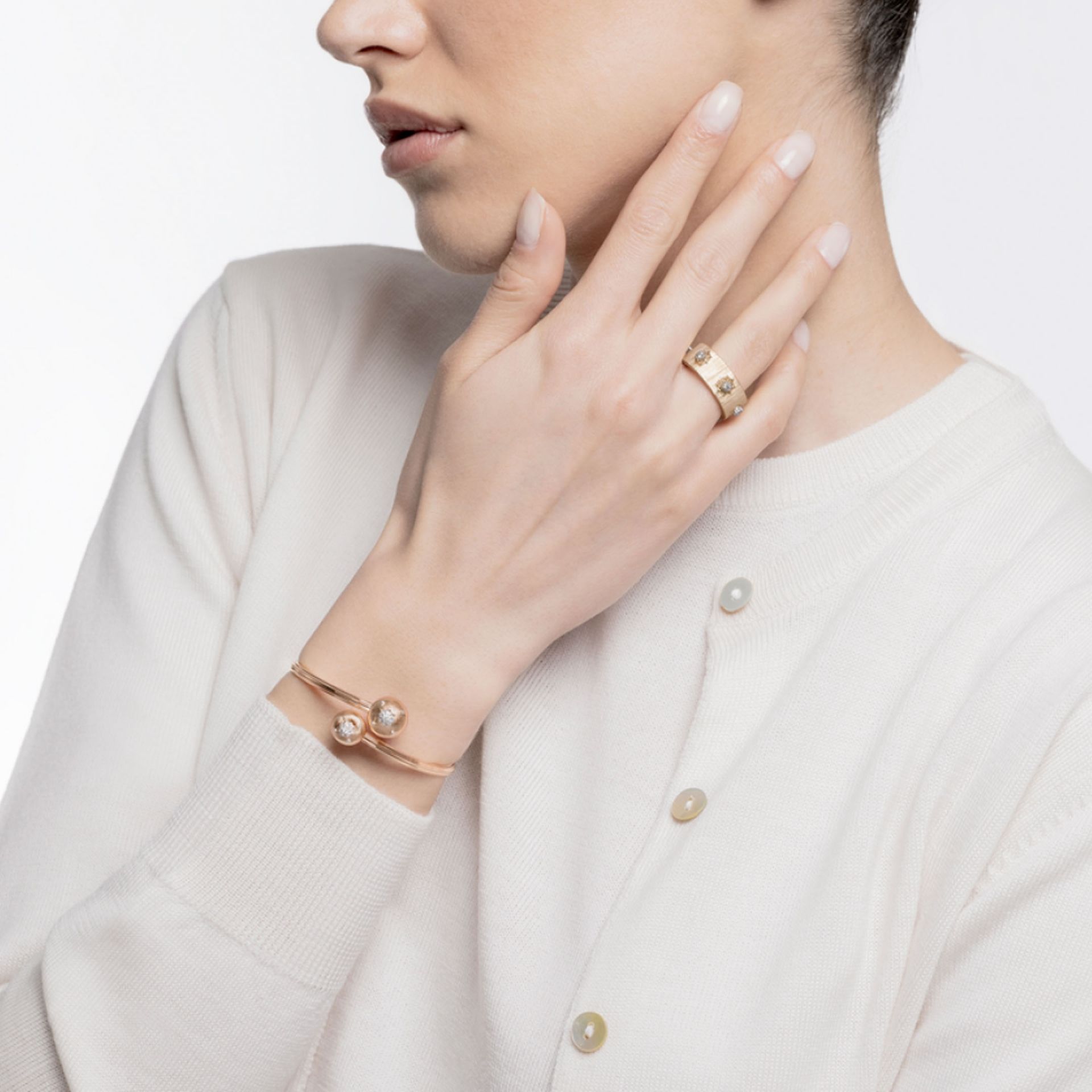 BUCCELLATI Bracciale Macri Classica in Oro Rosa e Bianco con Diamanti Rotondi  JAUBRA014969