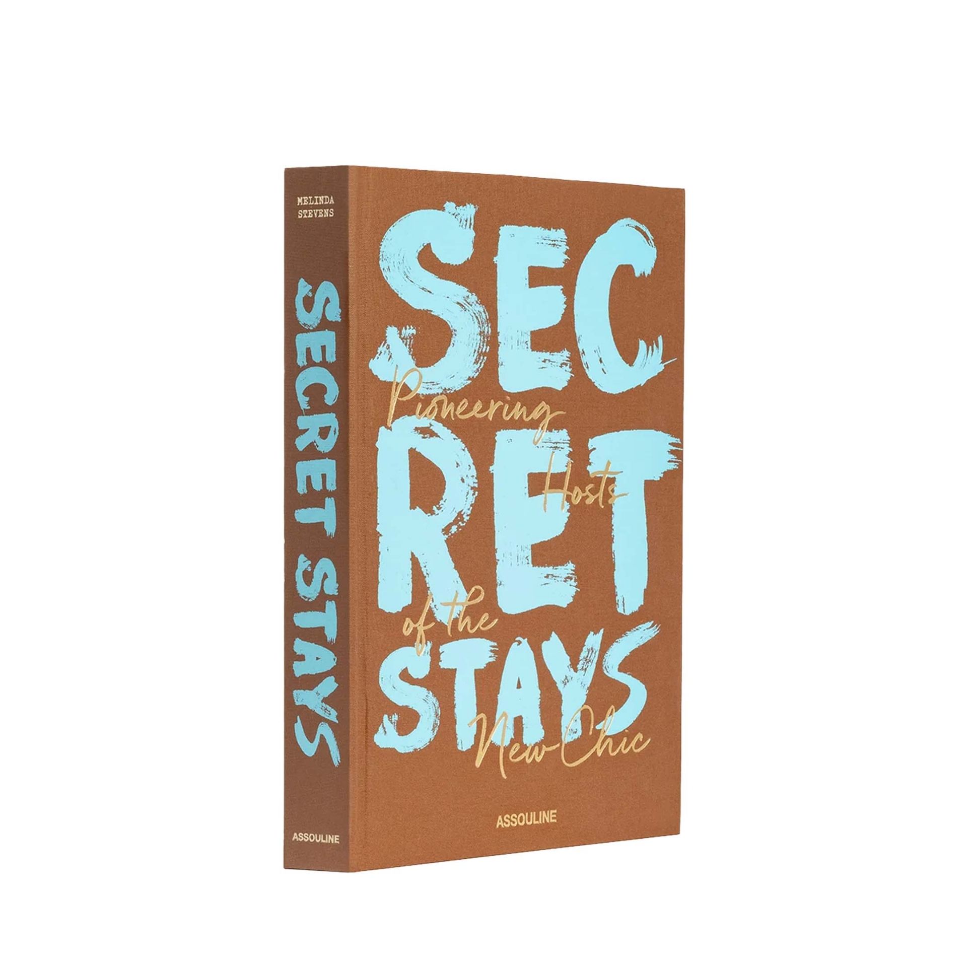 ASSOULINE Libro Secret Stays 24.7 x 3.8 x H 32.8 CM 9781649803313