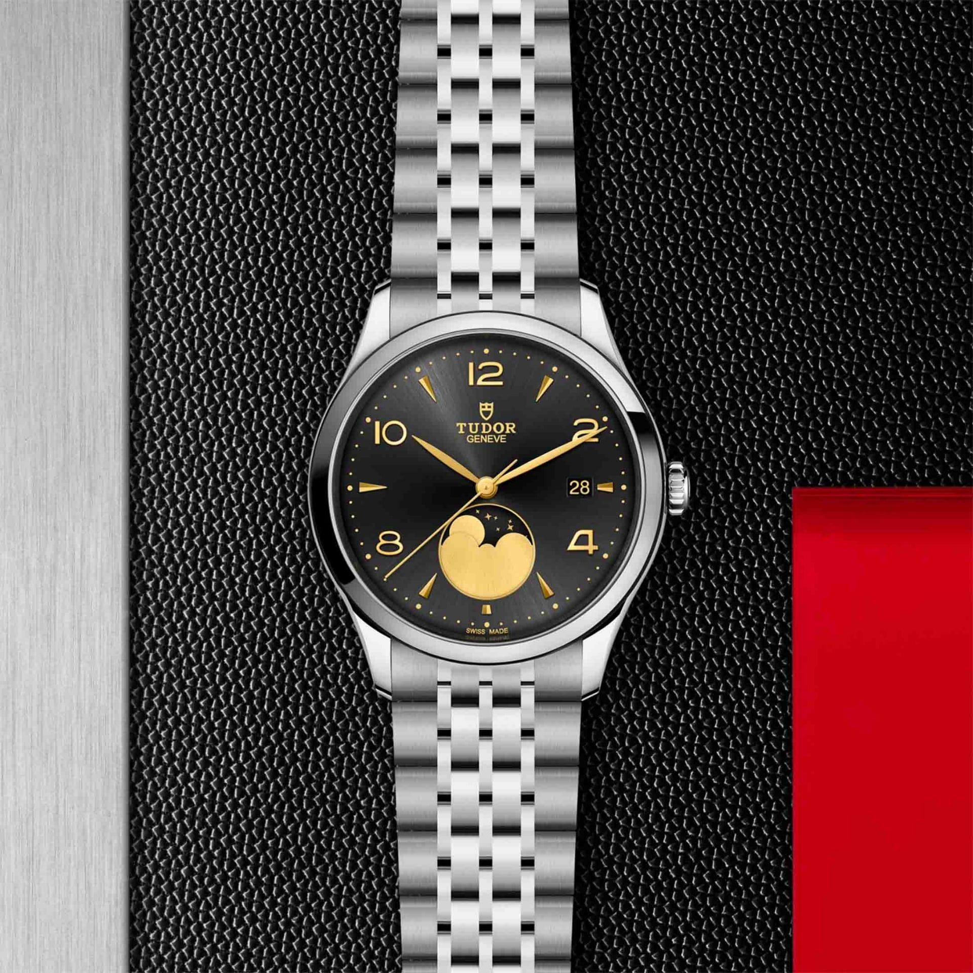 TUDOR 1926 Luna 39 MM M91560-0003