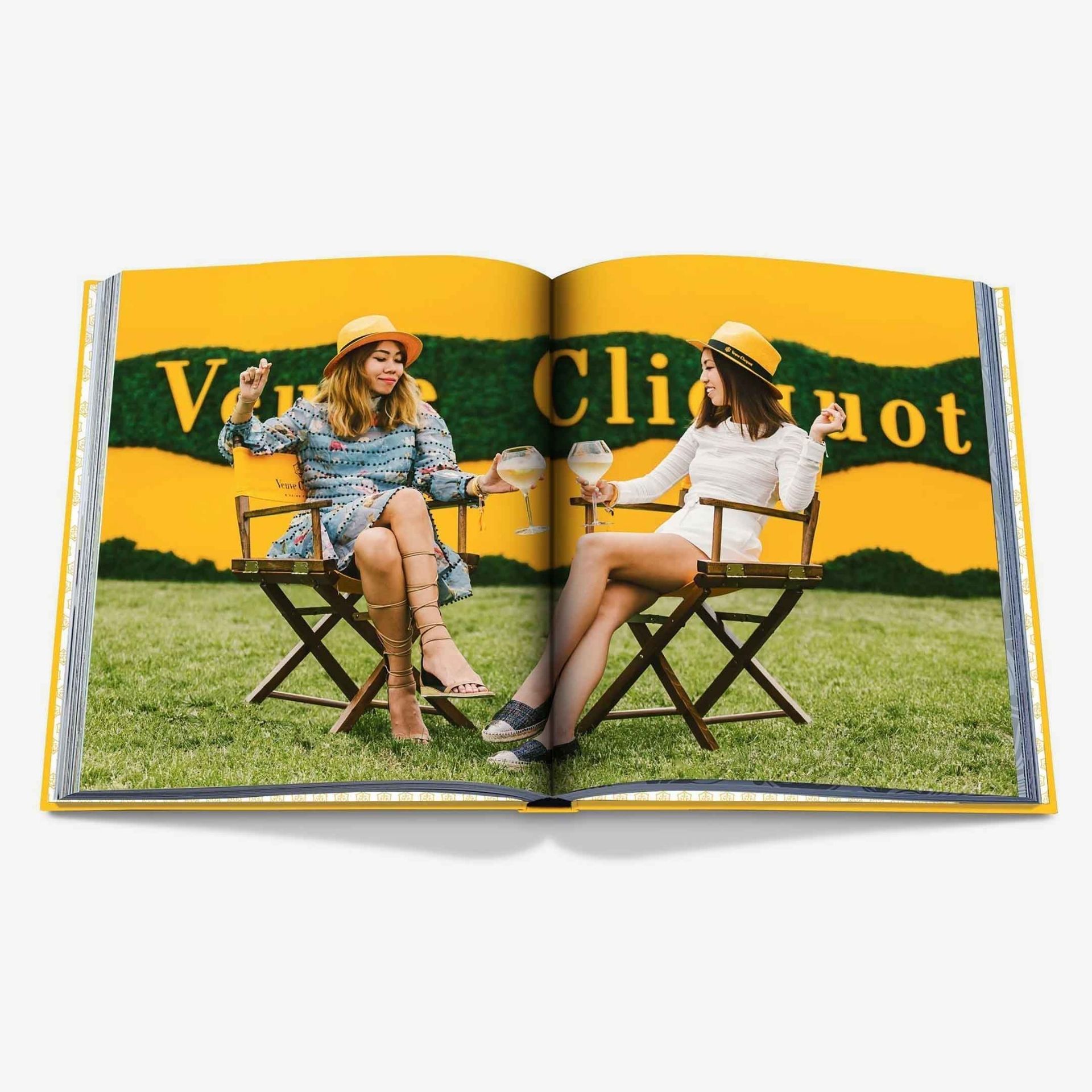 ASSOULINE Libro Veuve Clicquot 25 x 3 x H 33 CM 9781614285397