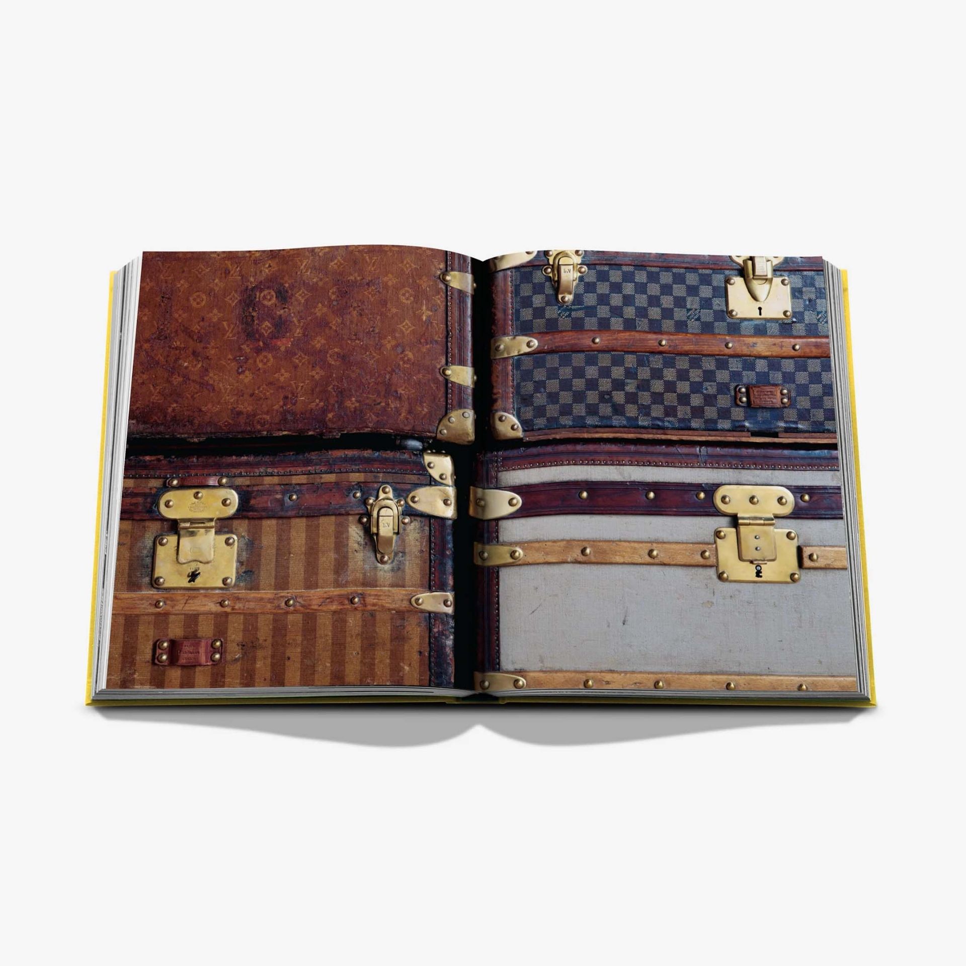 ASSOULINE Libro From Louis to Vuitton 28 x 4 x H 36 9781649803955