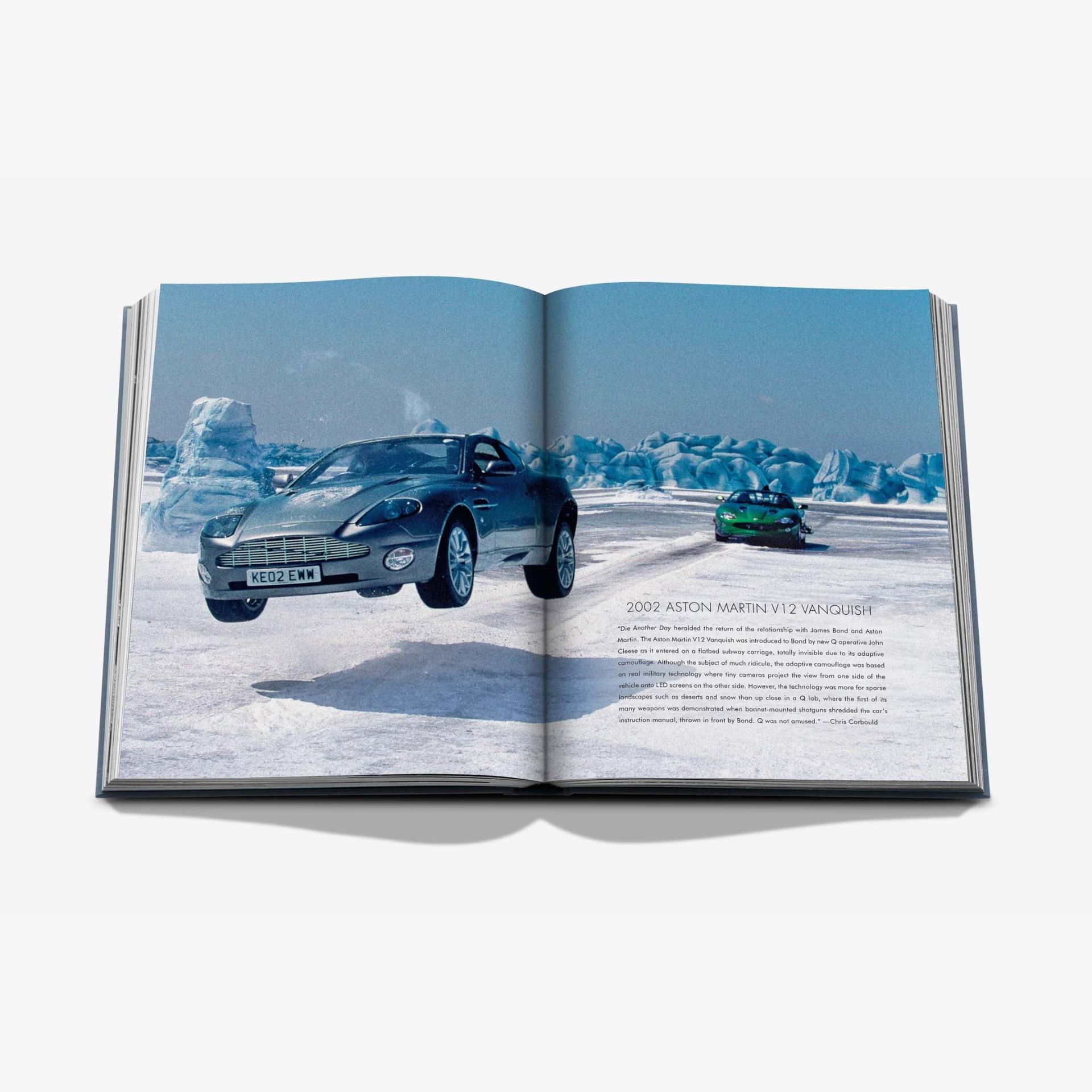 ASSOULINE Libro James Bond Cars 25 x 4 x H 33 CM 9781649804976