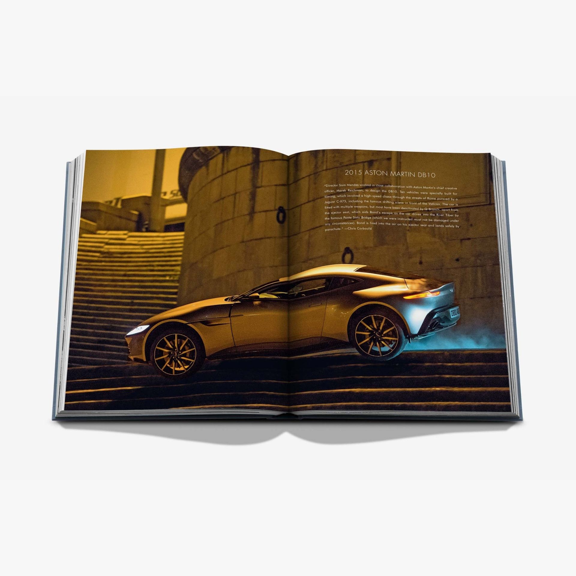 ASSOULINE Libro James Bond Cars 25 x 4 x H 33 CM 9781649804976
