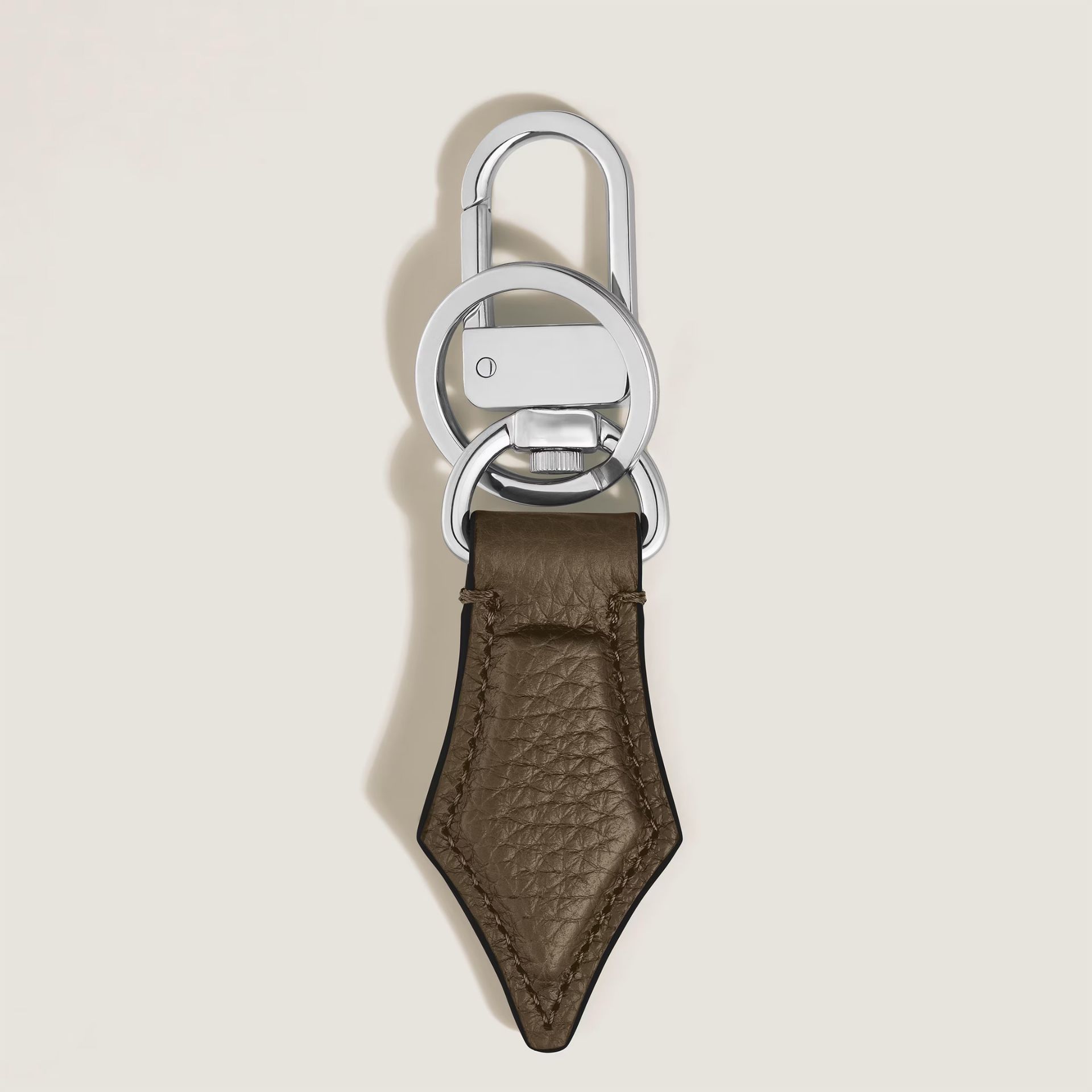 MONTBLANC Portachiavi a Forma di Pennino in Pelle con Grana Noisette  220459
