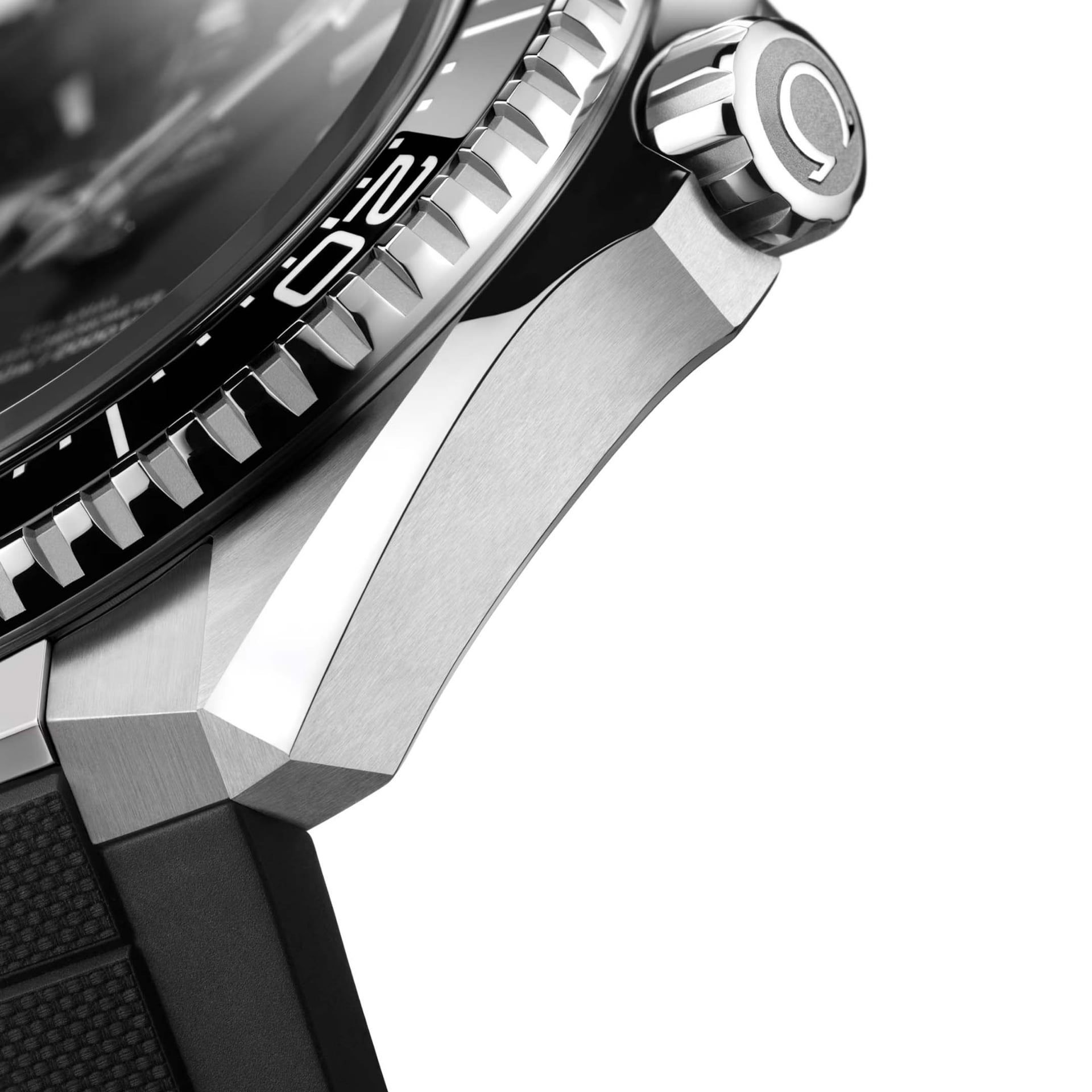OMEGA Seamaster Planet Ocean 600M 42 MM 217.32.42.21.01.001