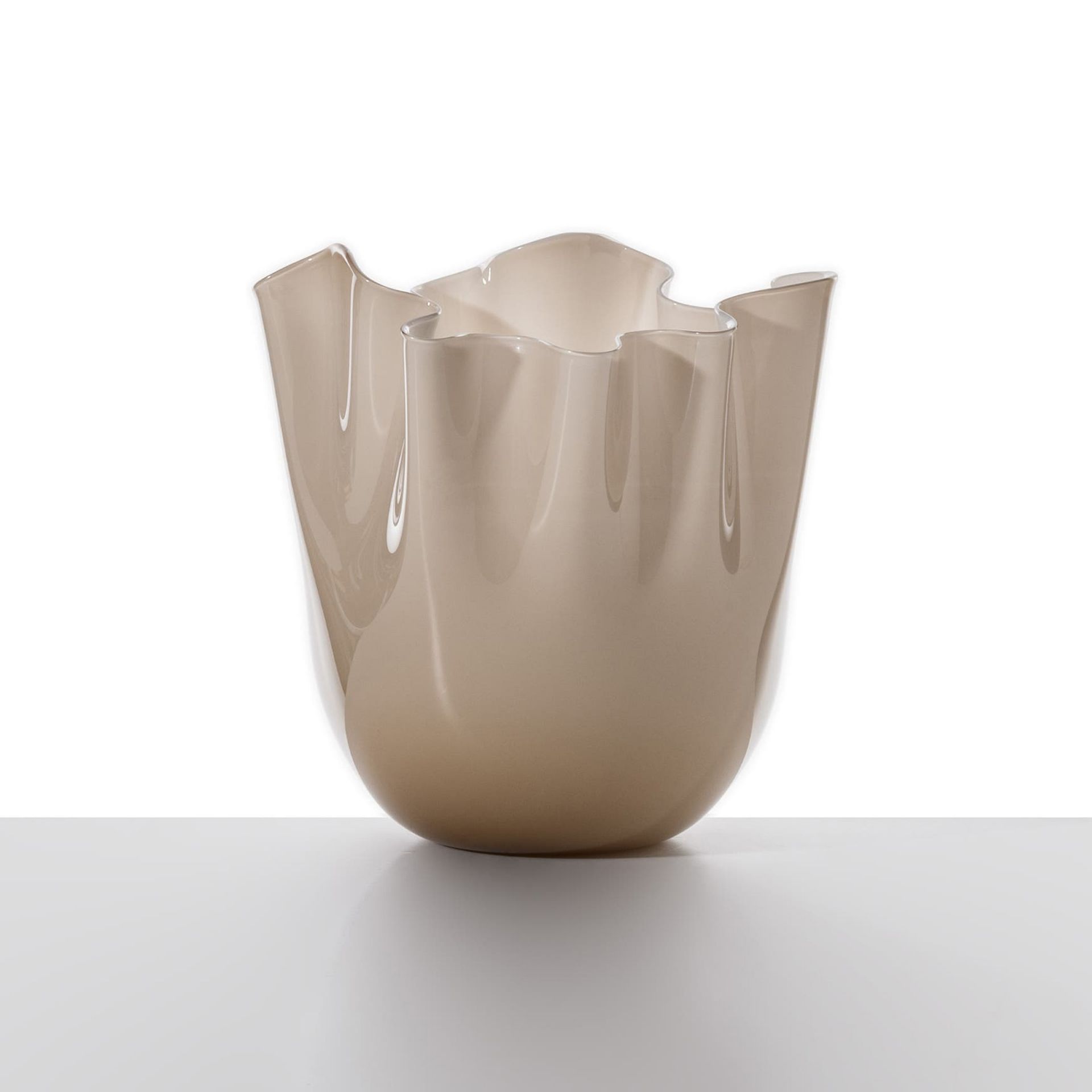 VENINI Vaso Fazzoletto Medium Moka 20CM – H 24CM 700.02
