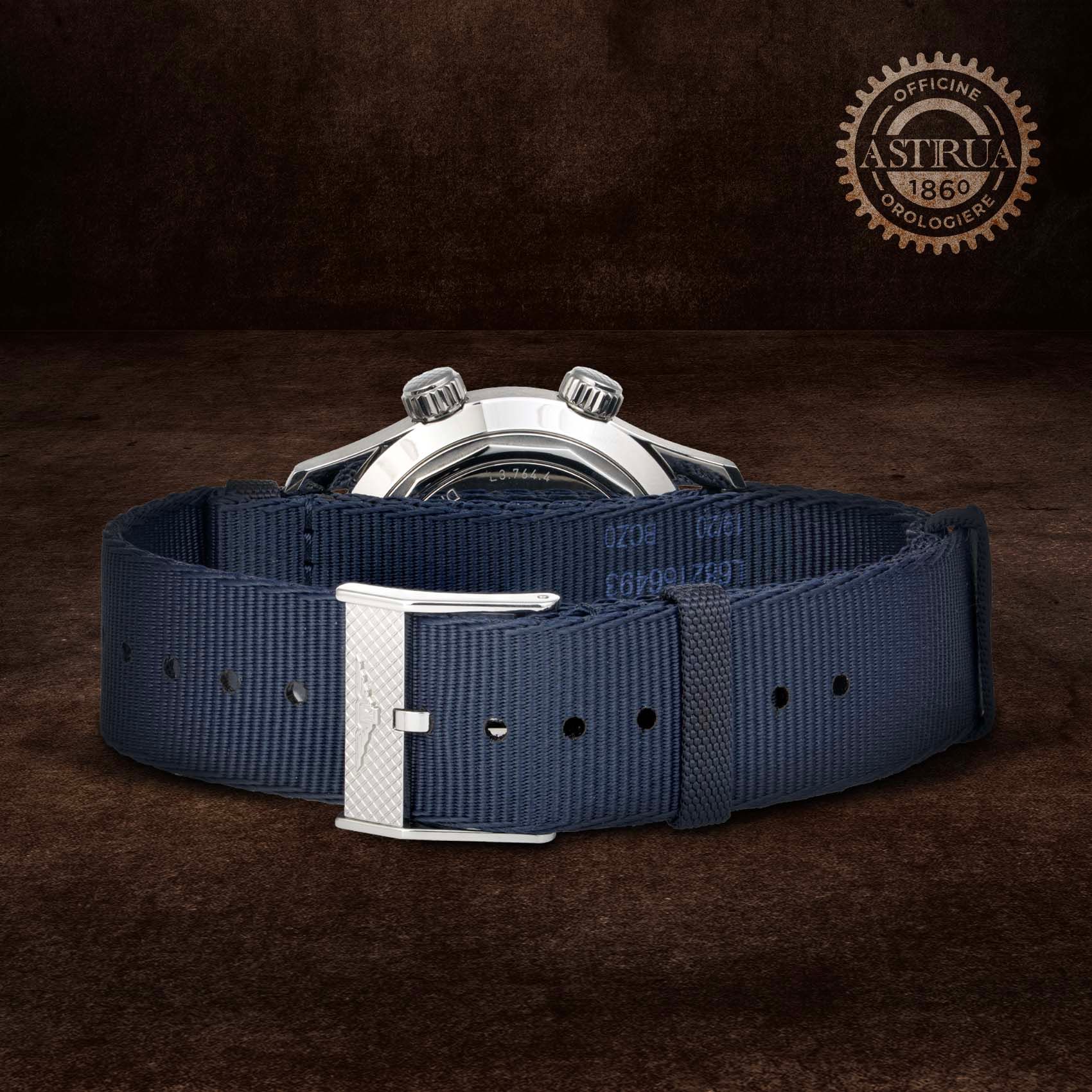 LONGINES Legend Diver 39 MM L3.764.4.90.9