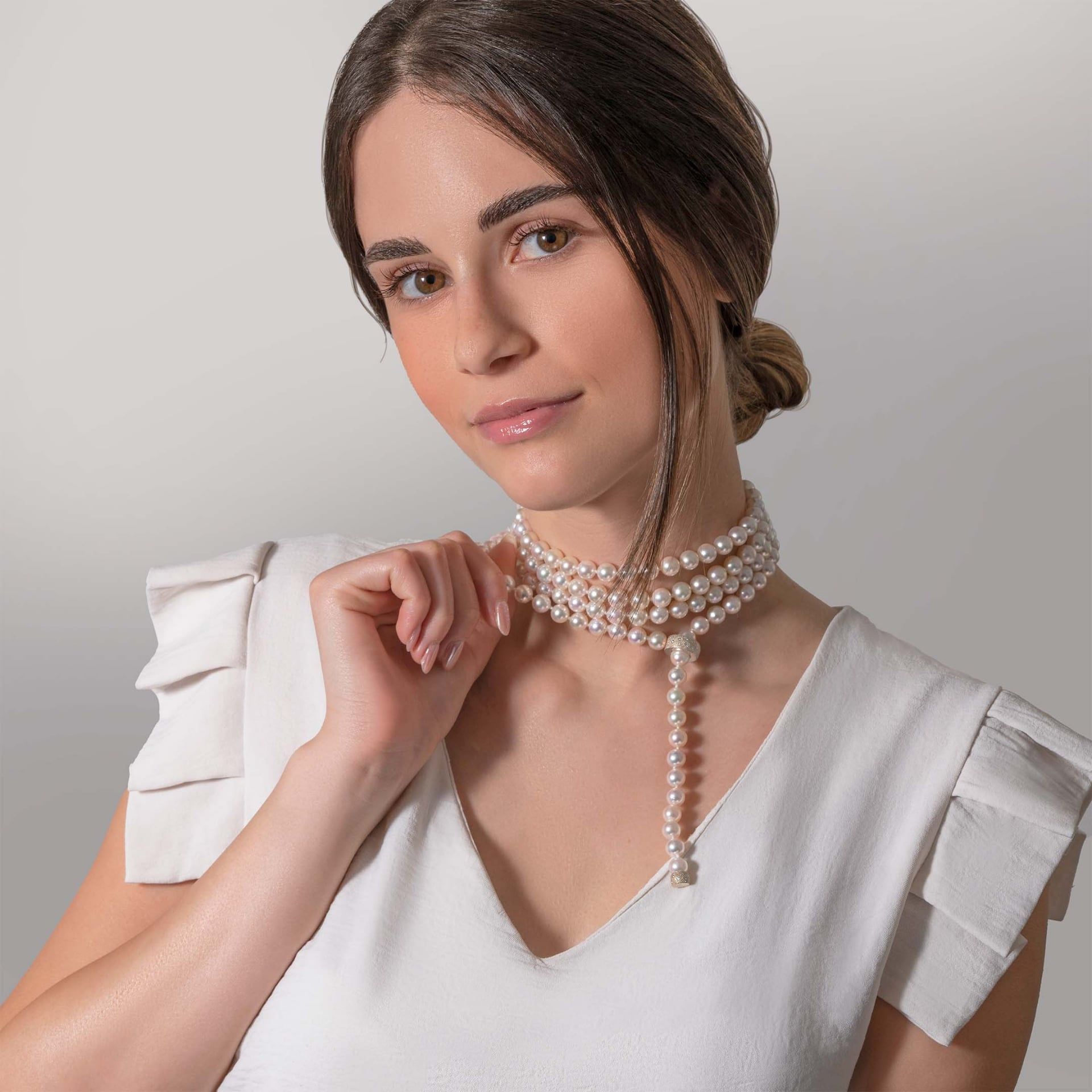 ASTRUA Collana Diva, Perle Akoya, Oro Bianco, Diamanti  DI69MORPD-P3AK8-8,5