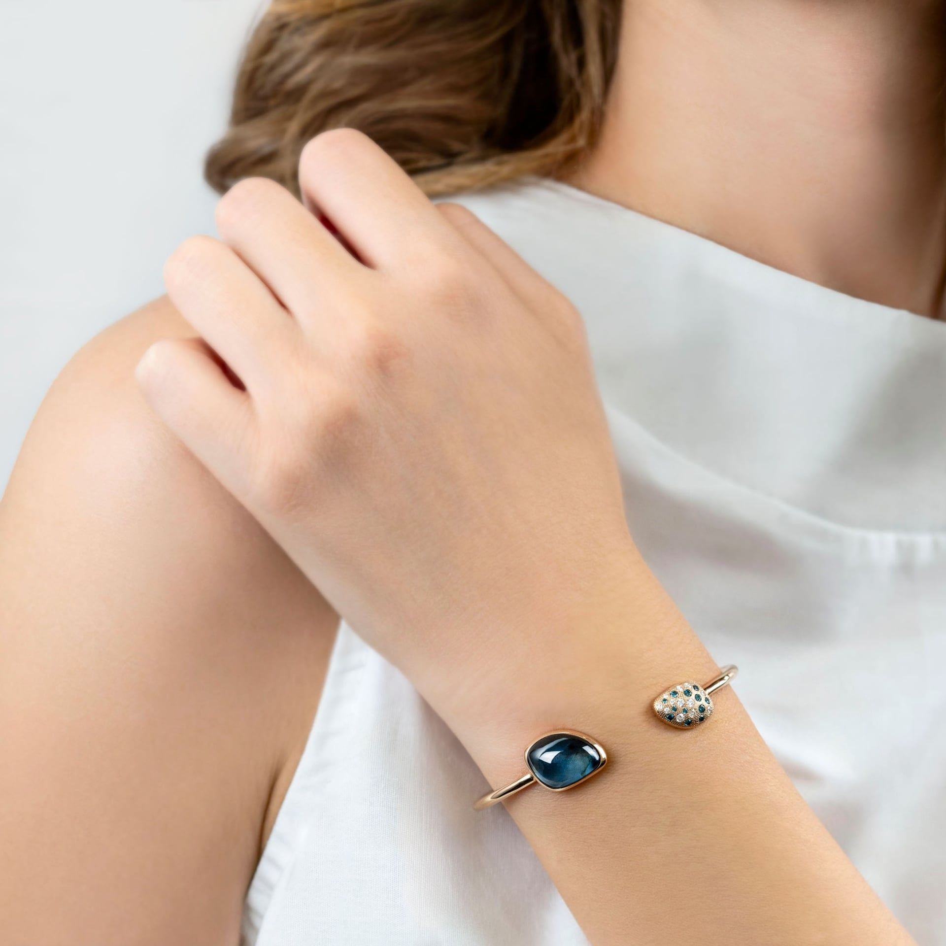 Show products in category Bracciali Astrua "Mykonos"