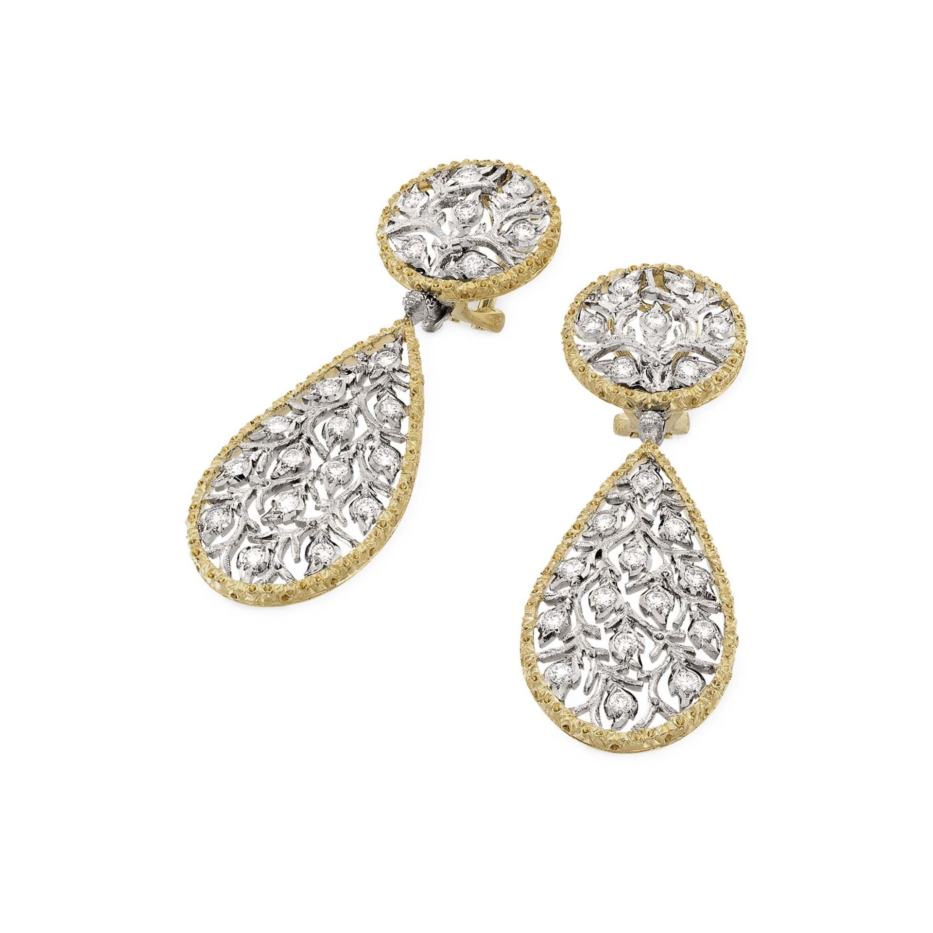 Buccellati Orecchini Pendenti Ramage in Oro Bianco e Giallo con Diamanti  JAUEAR006480