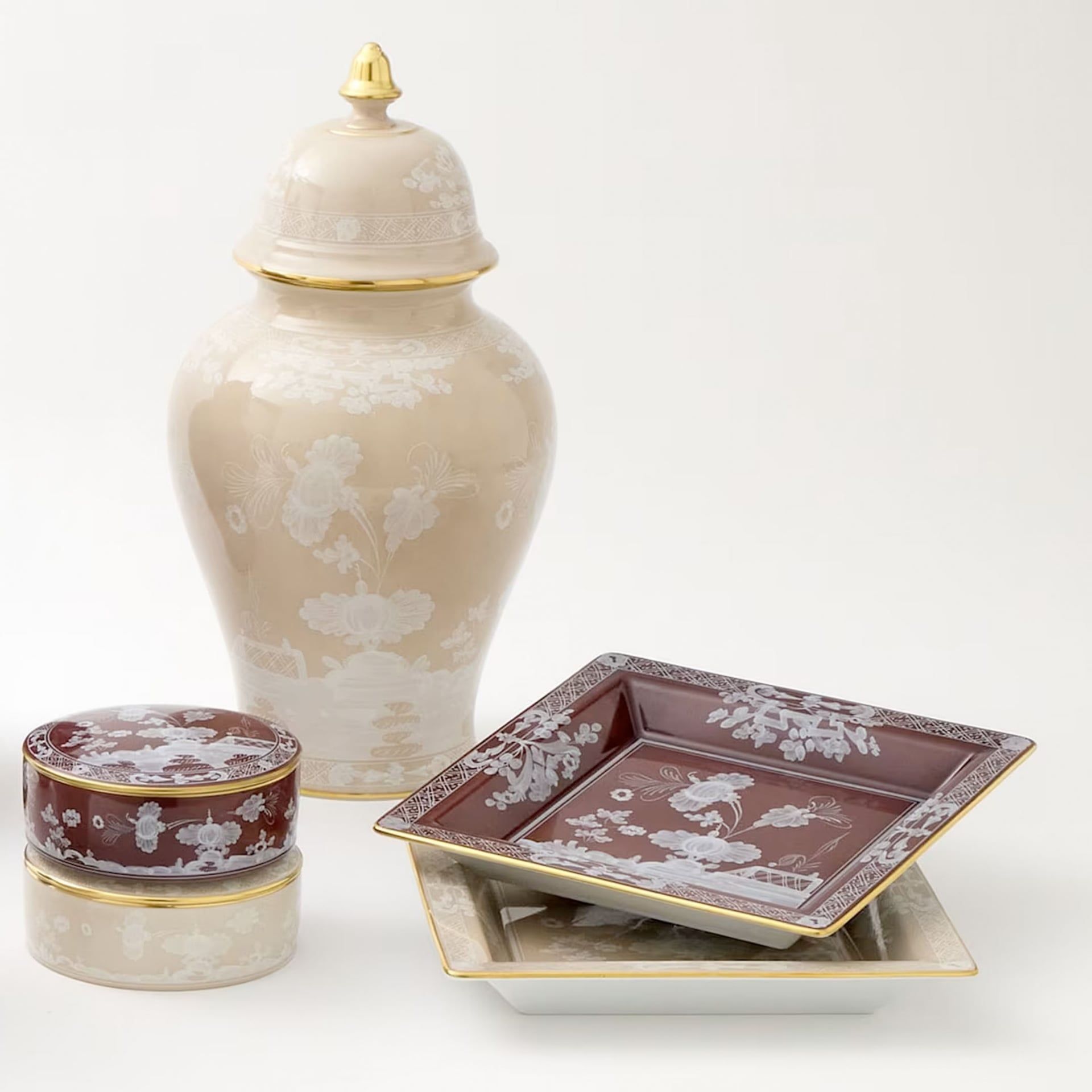 GINORI 1735 Svuotatasche Quadrato Grande Oriente Italiano Meringa 24.5 CM - H 24.5 CM 017RG02 FG6836LX0245G00135700