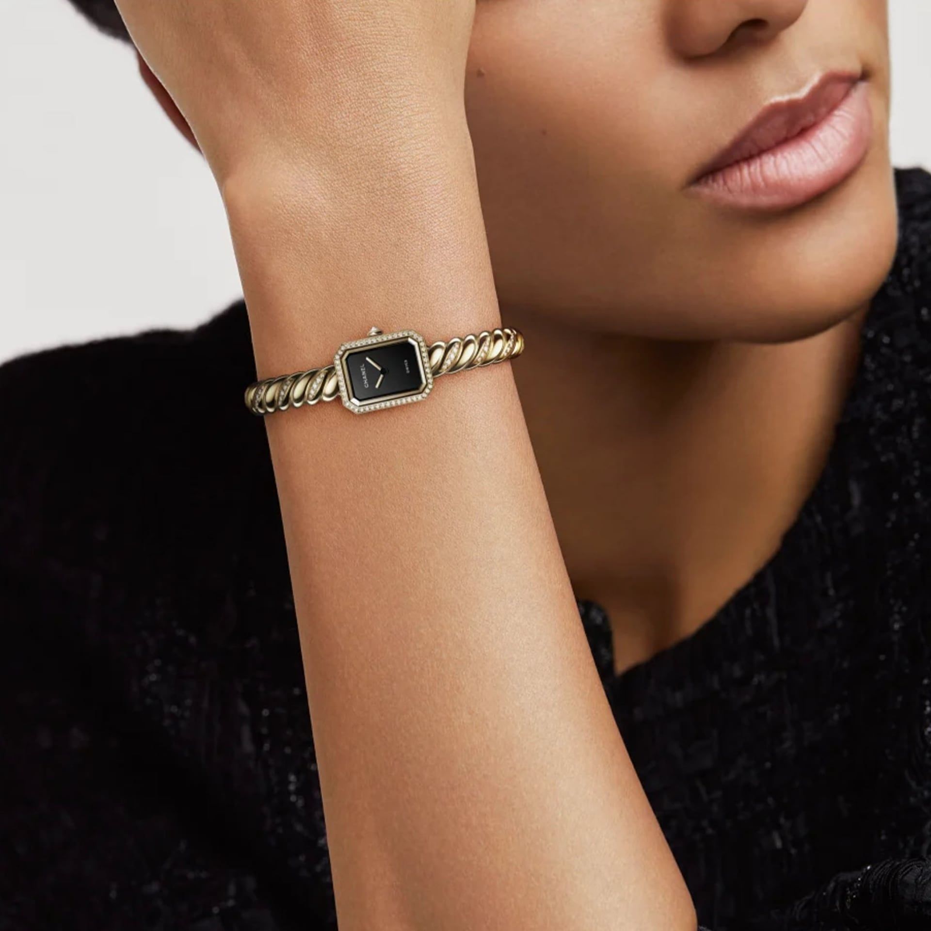 CHANEL Première Galon 19.7 x 15.2 MM H11049