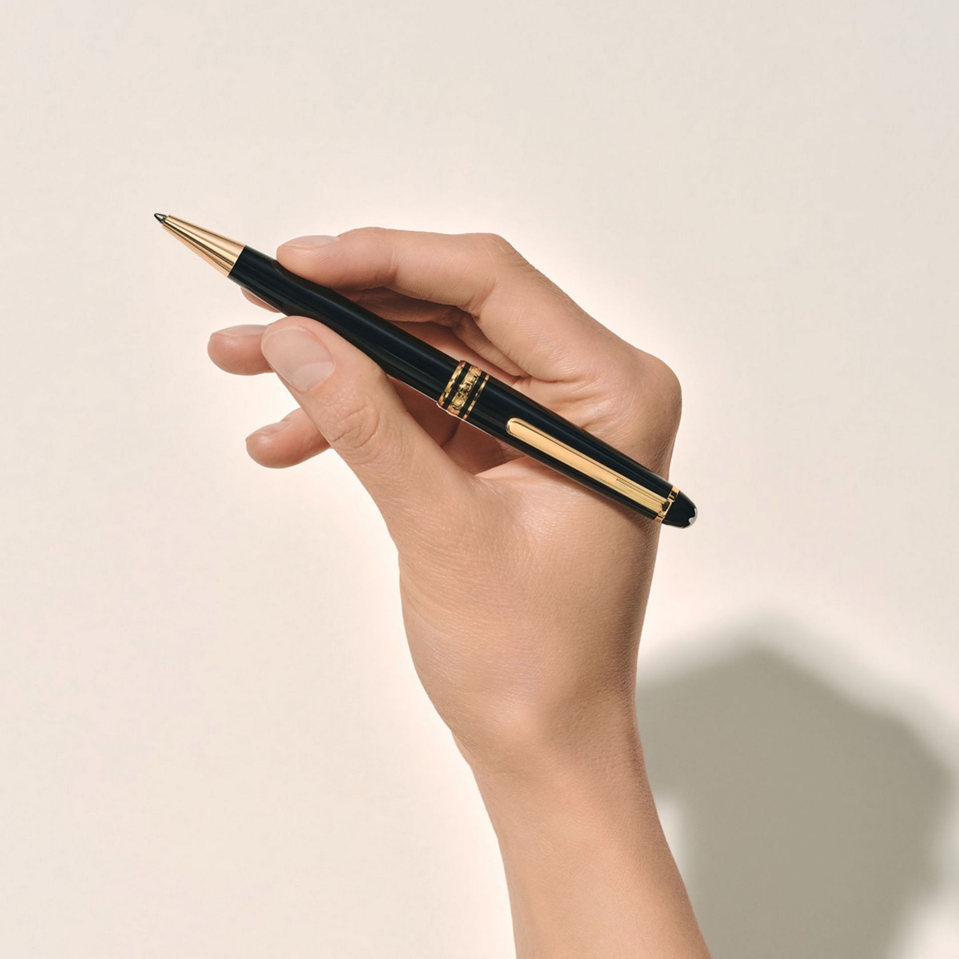 MONTBLANC Penna a Sfera Meisterstück Placcata in Oro Classique  132453