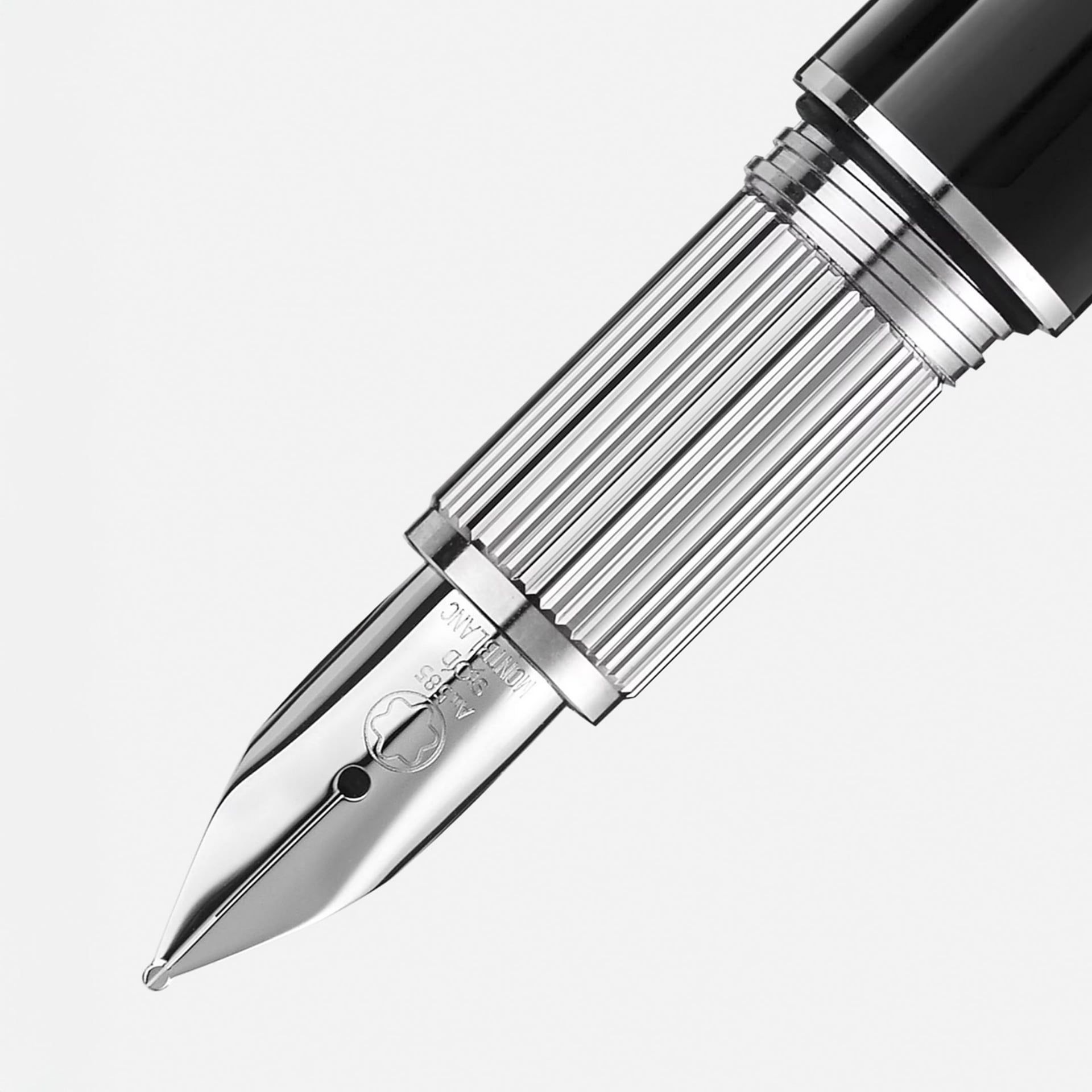 MONTBLANC Stilografica StarWalker Precious Resin con Converter a Stantuffo  132533