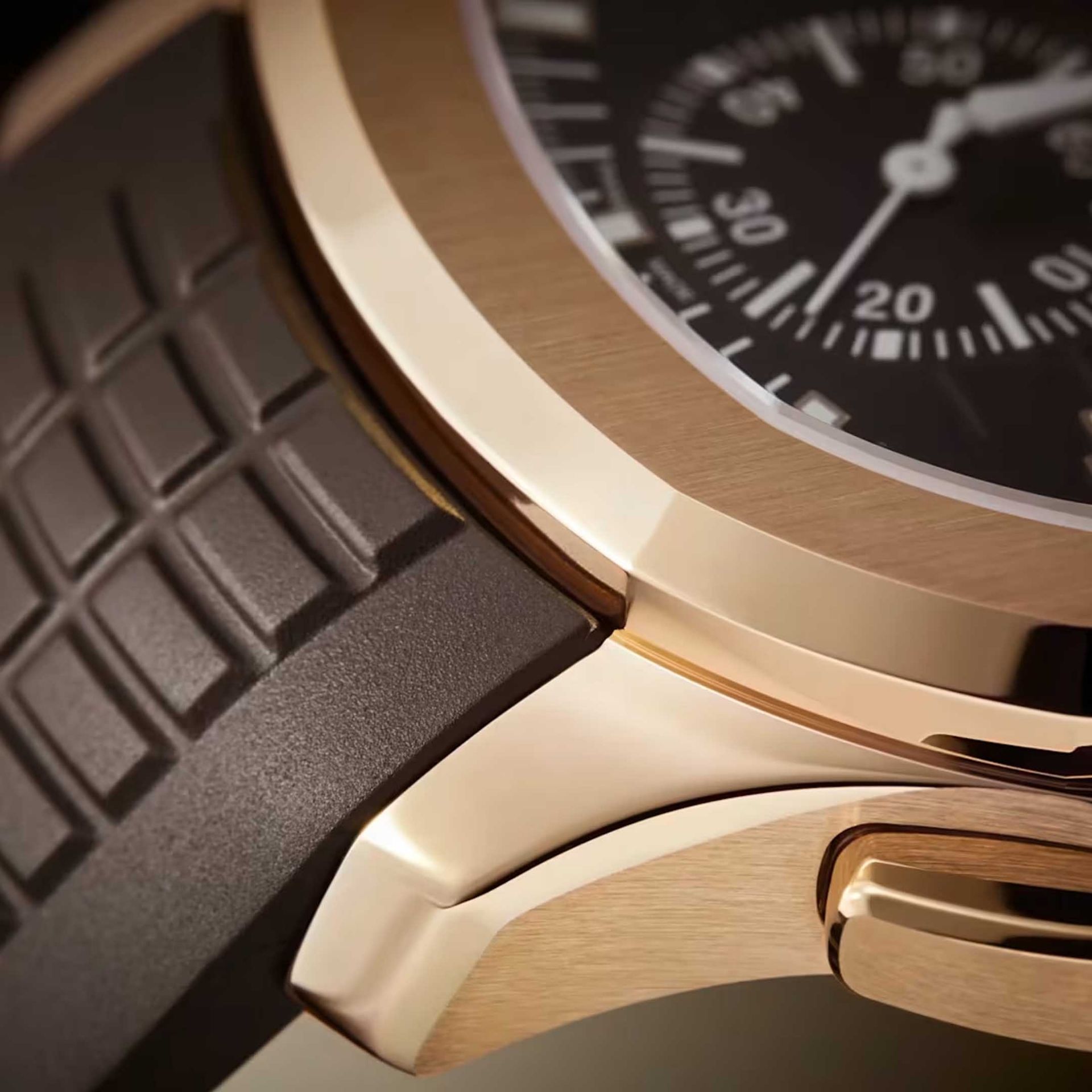 PATEK PHILIPPE Aquanaut 42.2 MM 5968R-001