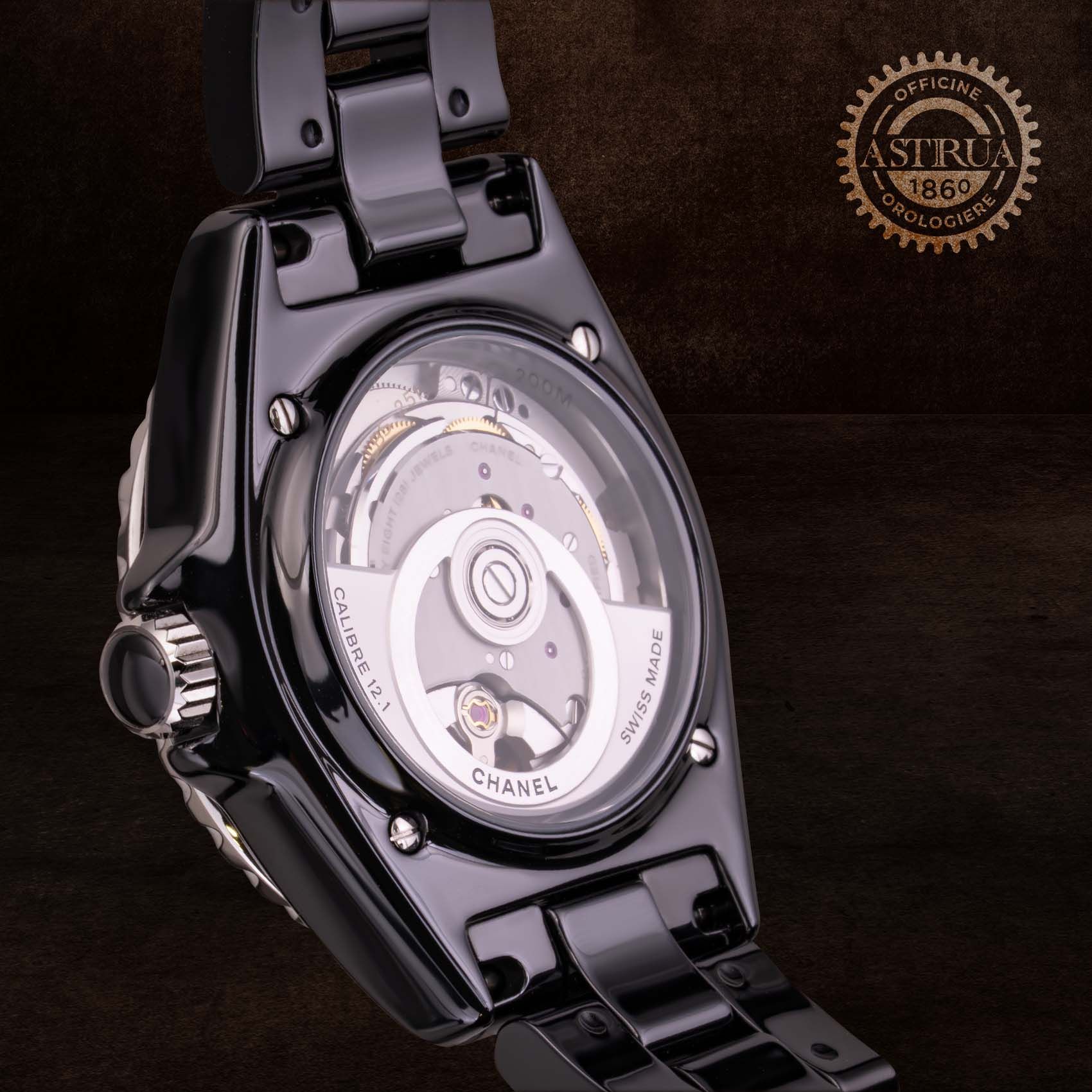 CHANEL J12 Ceramica Nera High-Tech 38 MM H5697
