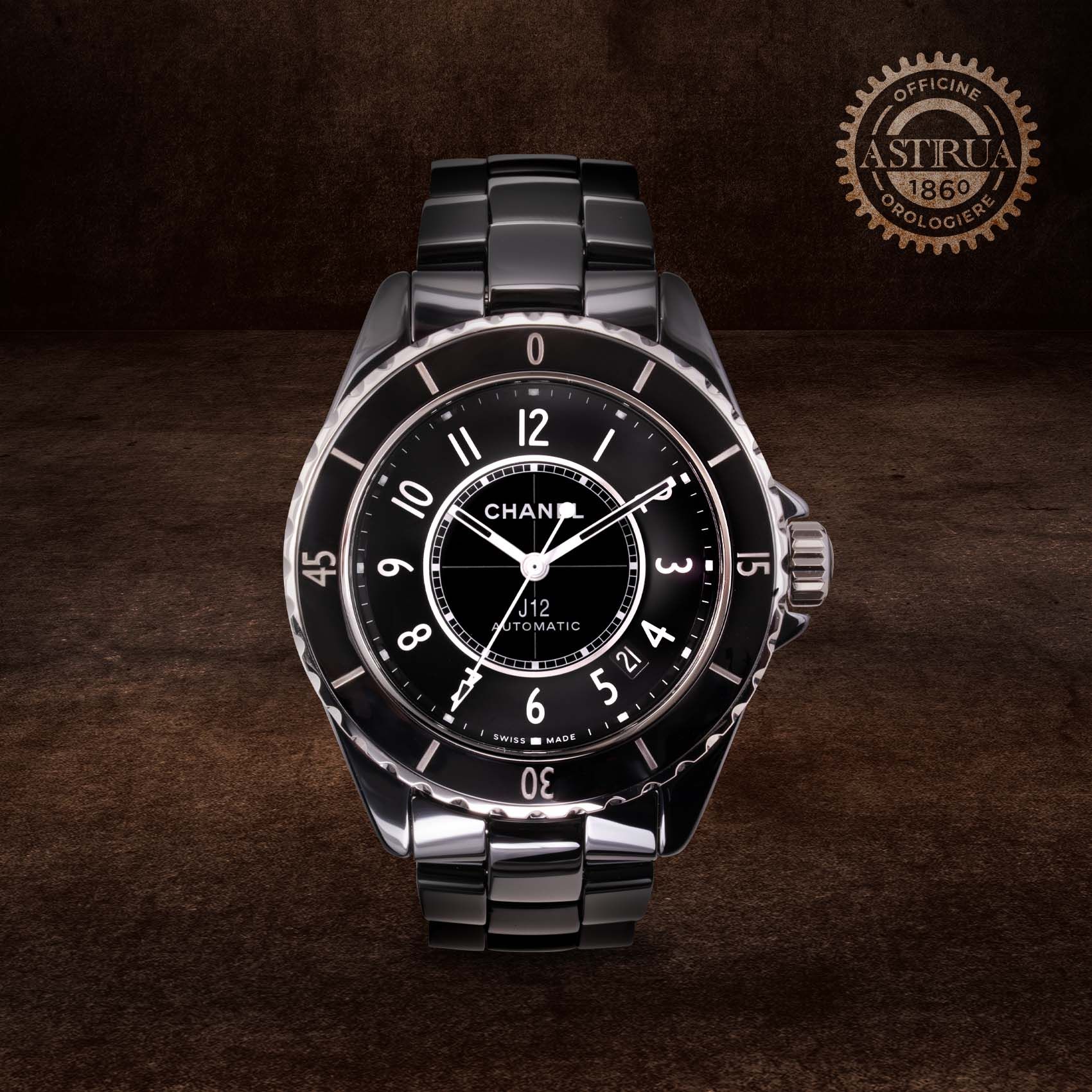 CHANEL J12 Ceramica Nera High-Tech 38 MM H5697