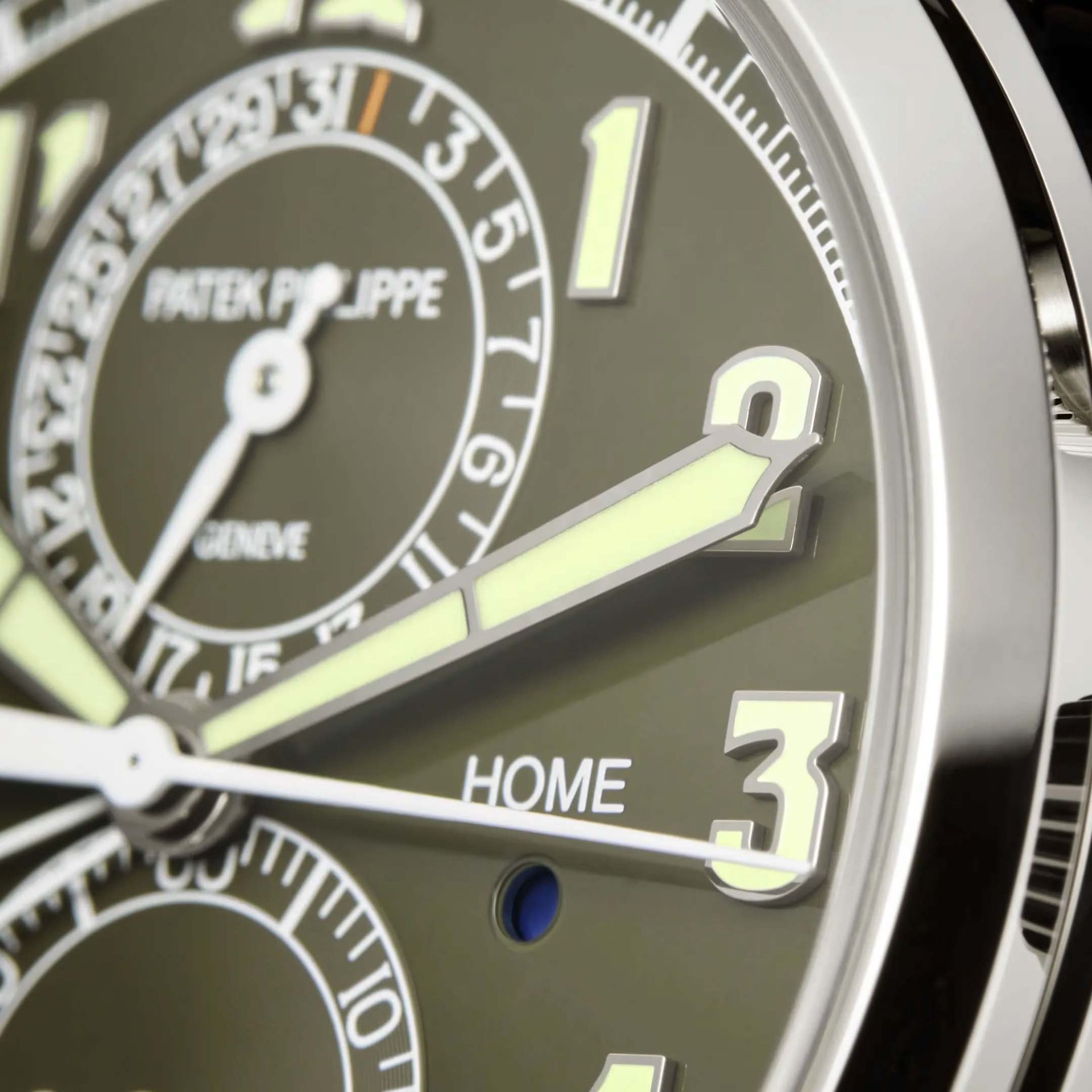 PATEK PHILIPPE Complicazioni "Cronografo Flyback" 42 MM 5924G-010