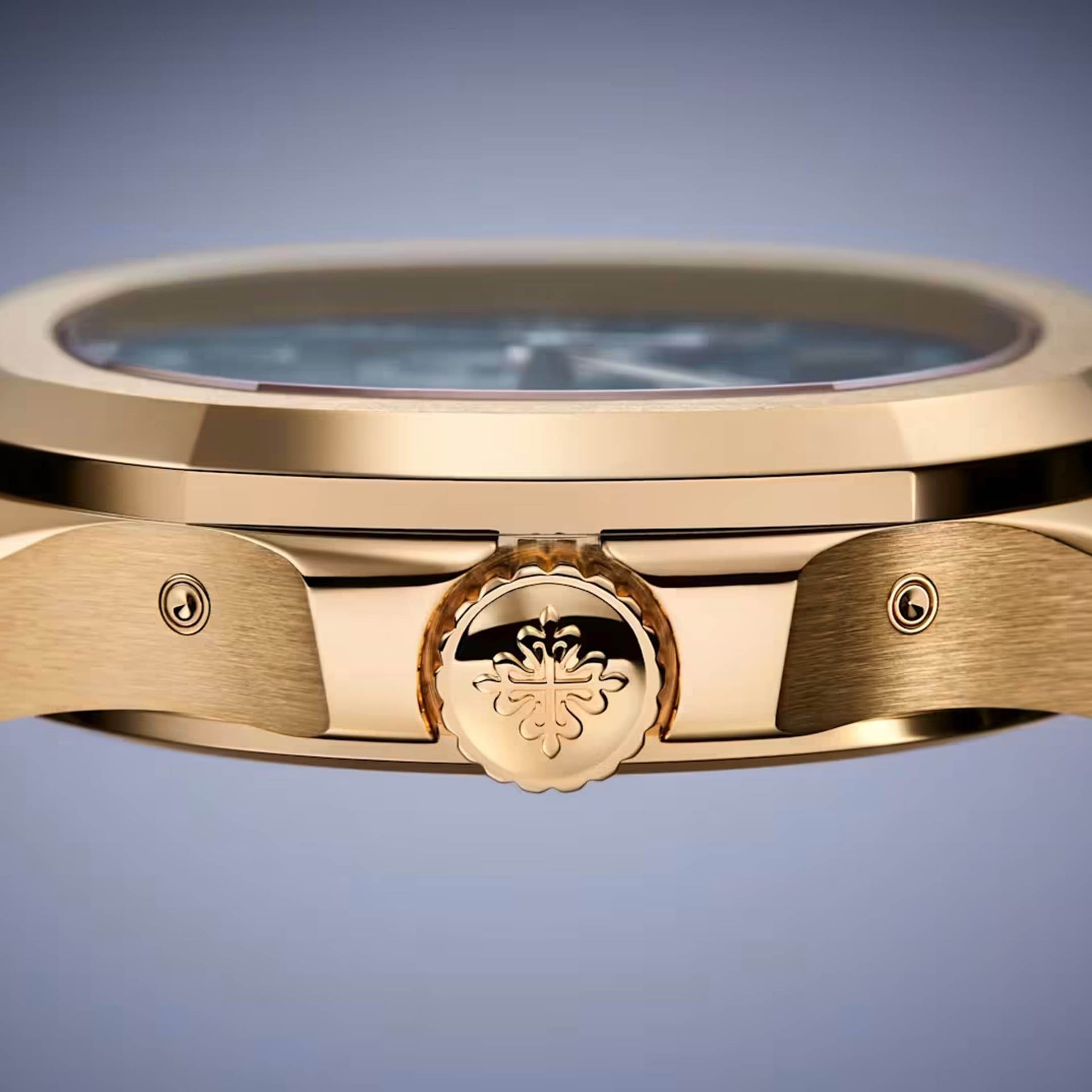 PATEK PHILIPPE Aquanaut 39.9 MM 5261R-001