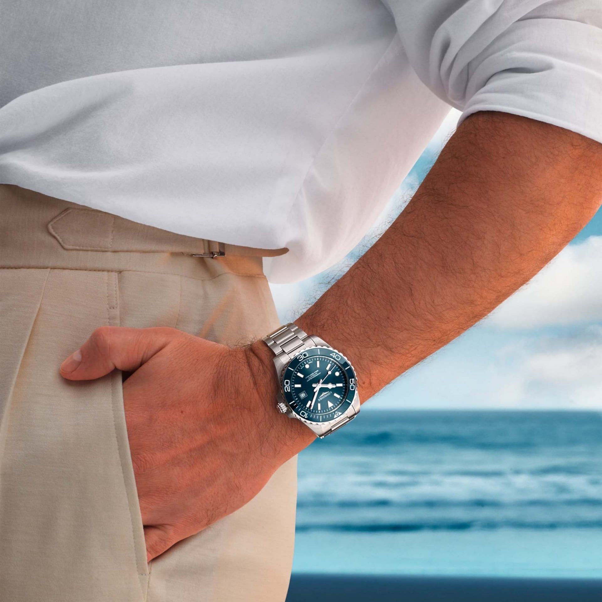 LONGINES Hydroconquest 42 MM L3.788.4.96.6