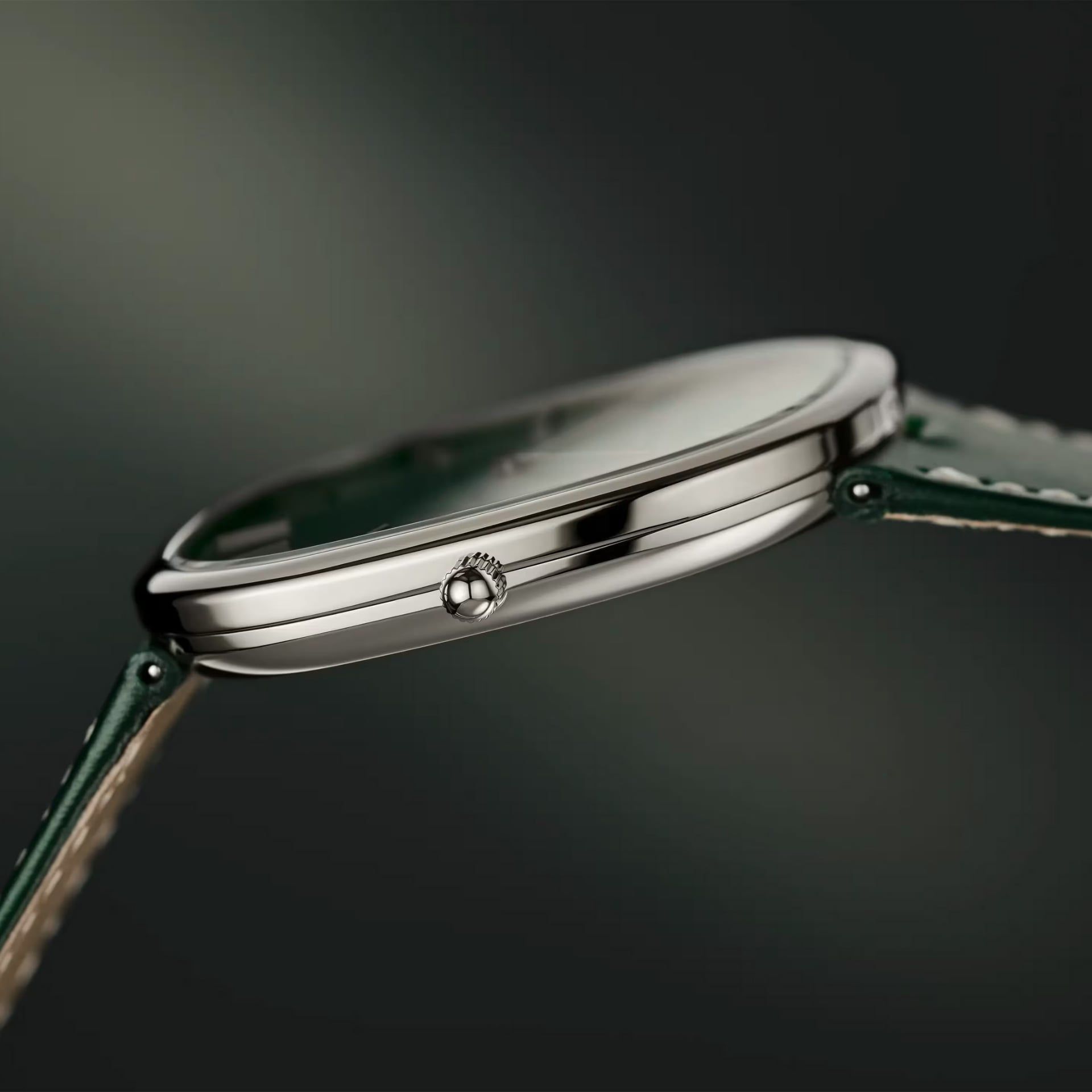 PATEK PHILIPPE Ellisse D'Oro 34.5 X 39.5  MM 5738G-001