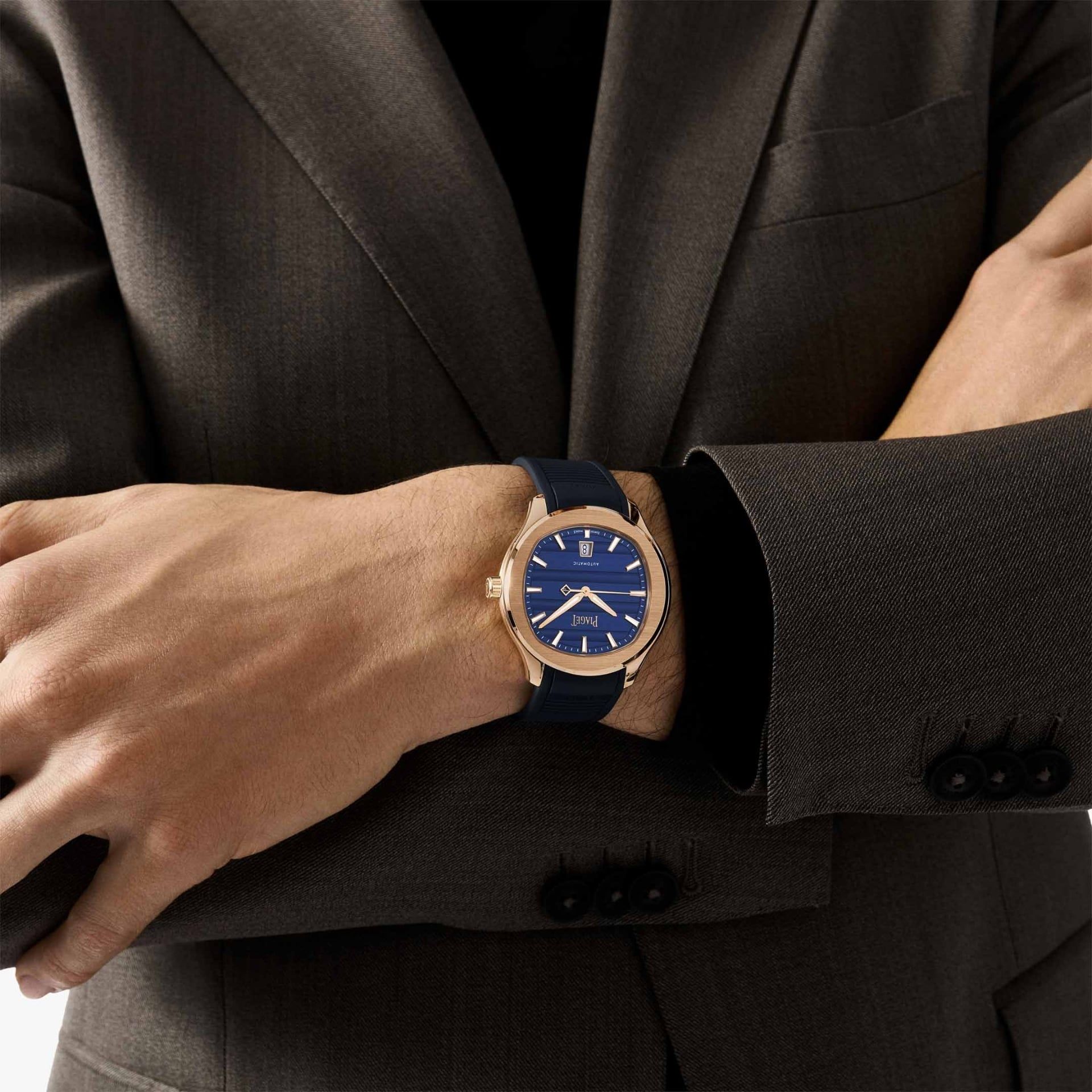 PIAGET Piaget Polo Signature Date 42 MM G0A51033