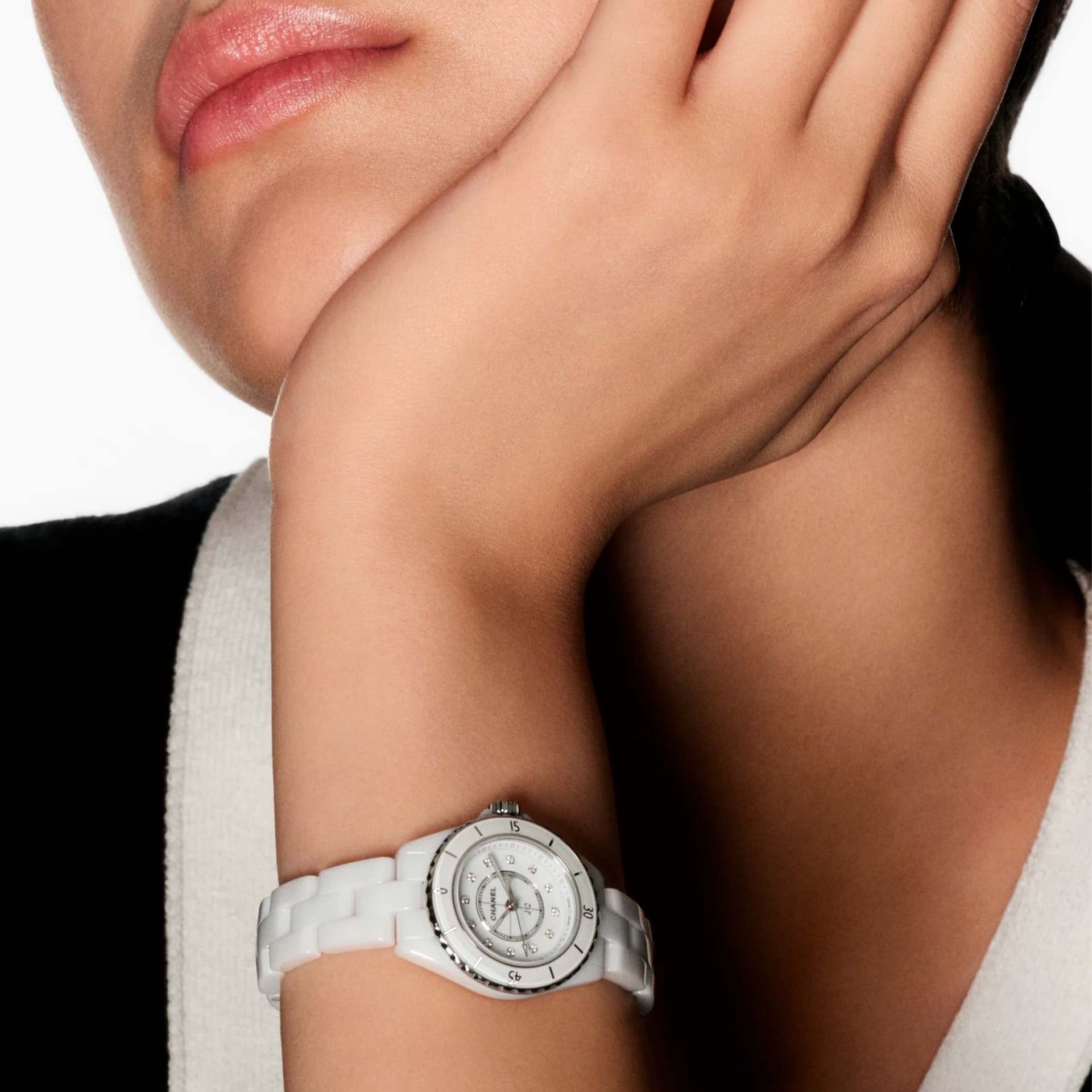 CHANEL J12 28 MM H10134