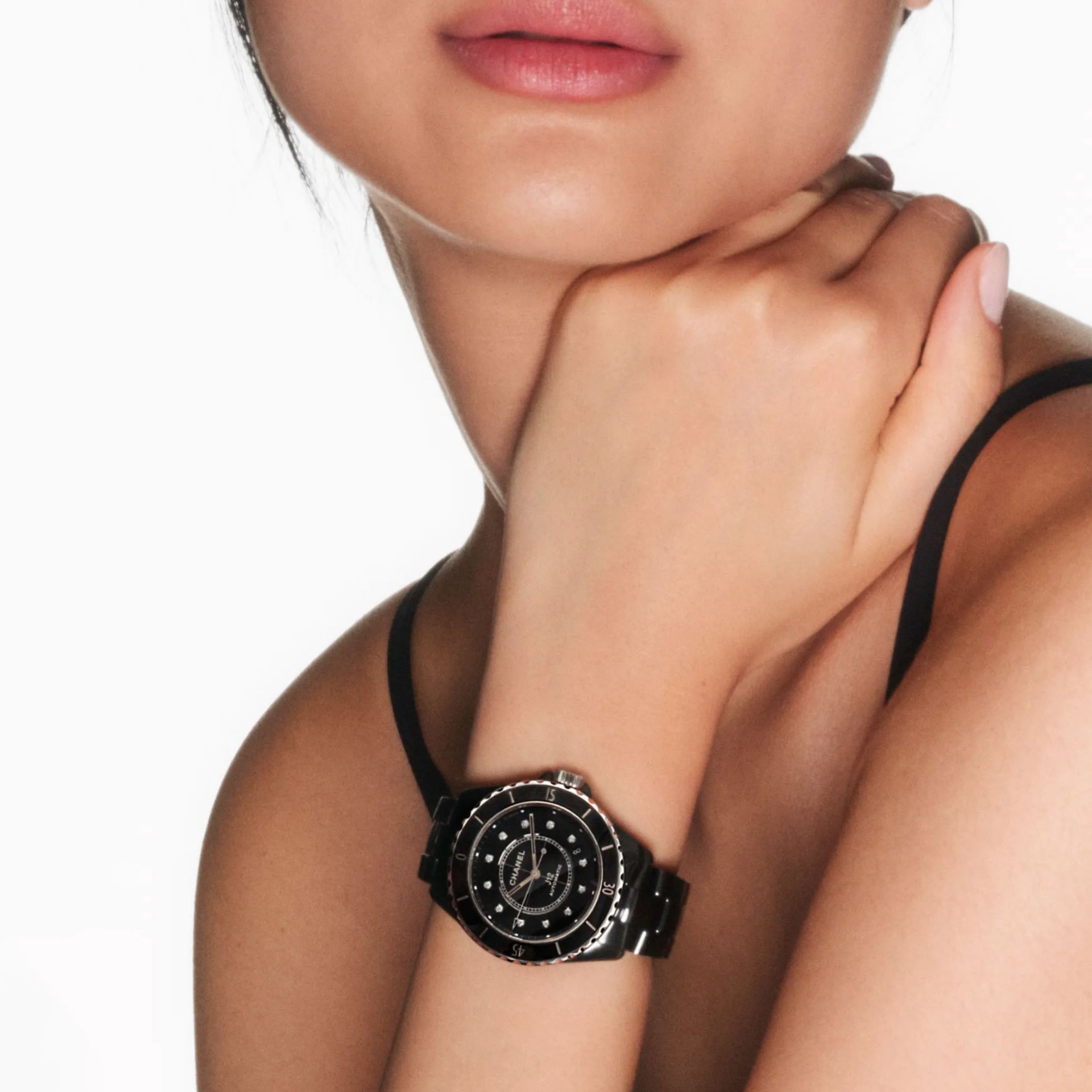CHANEL J12 Calibro 12.1 38 MM H5702