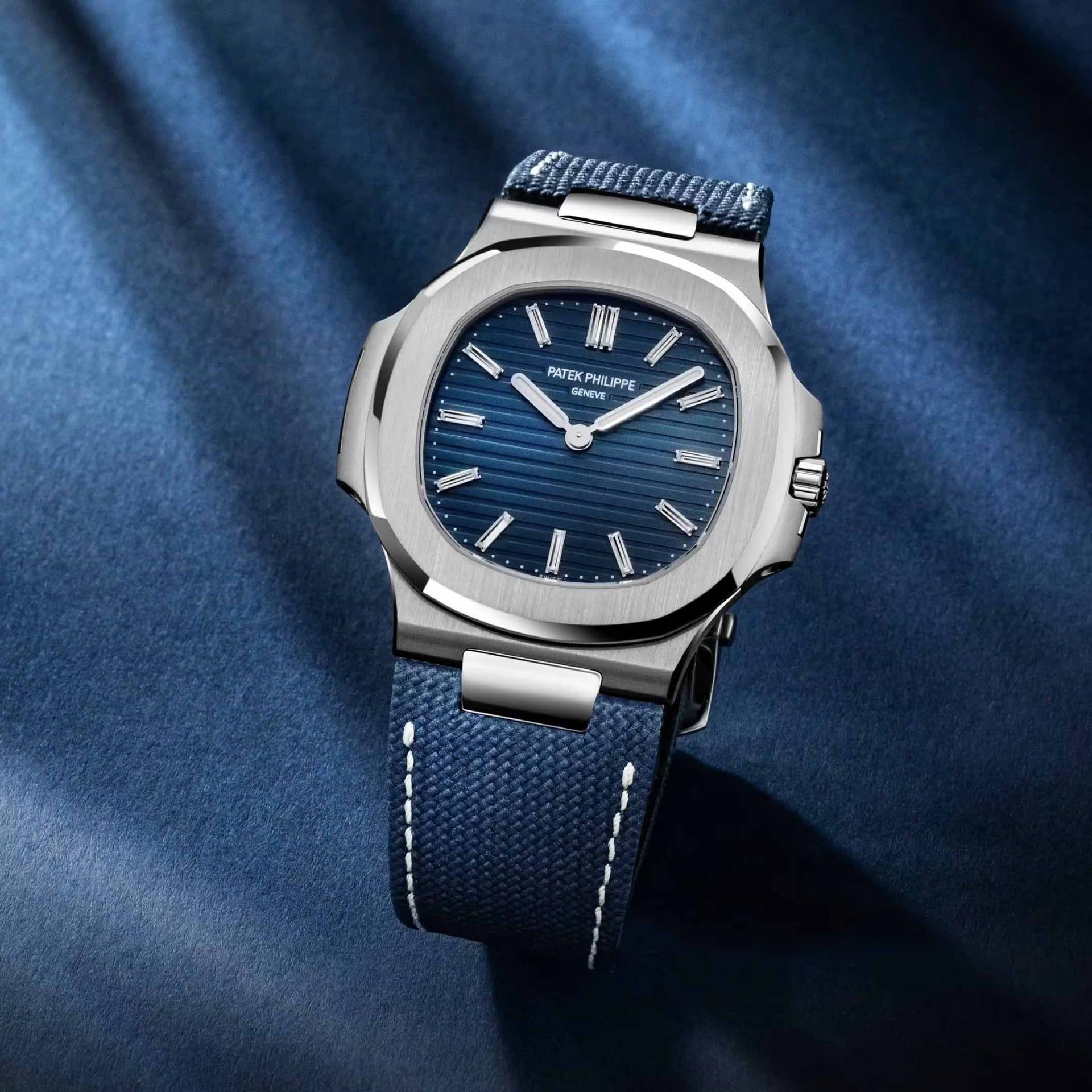 PATEK PHILIPPE Nautilus 41 MM 5810G-001