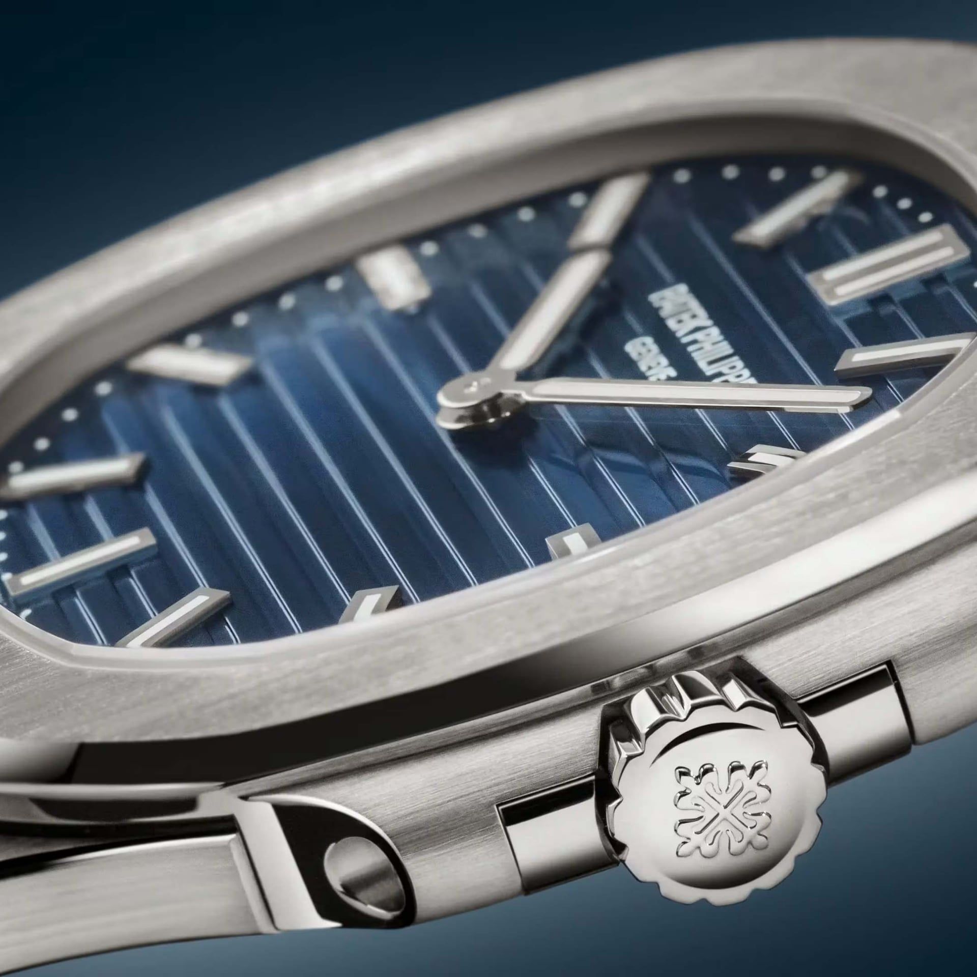 PATEK PHILIPPE Nautilus 41 MM 5810/1G-001