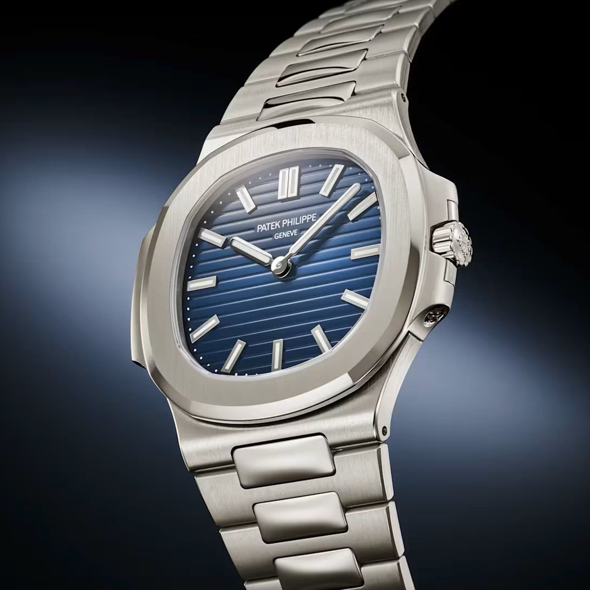 PATEK PHILIPPE Nautilus 38 MM 5610/1P-001