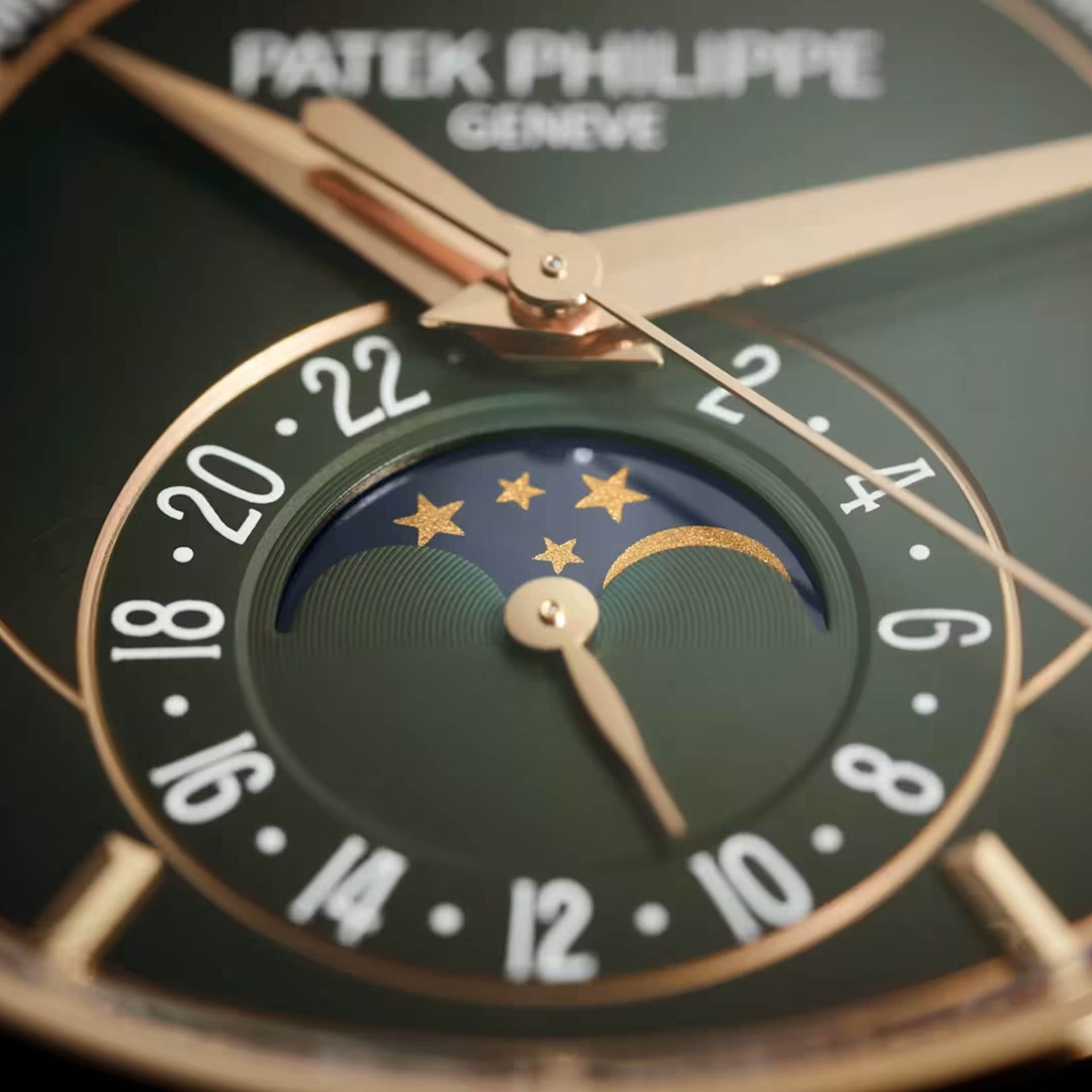 PATEK PHILIPPE Complicazioni "Calendario Annuale Fasi Lunari" 40 MM 5205R-011