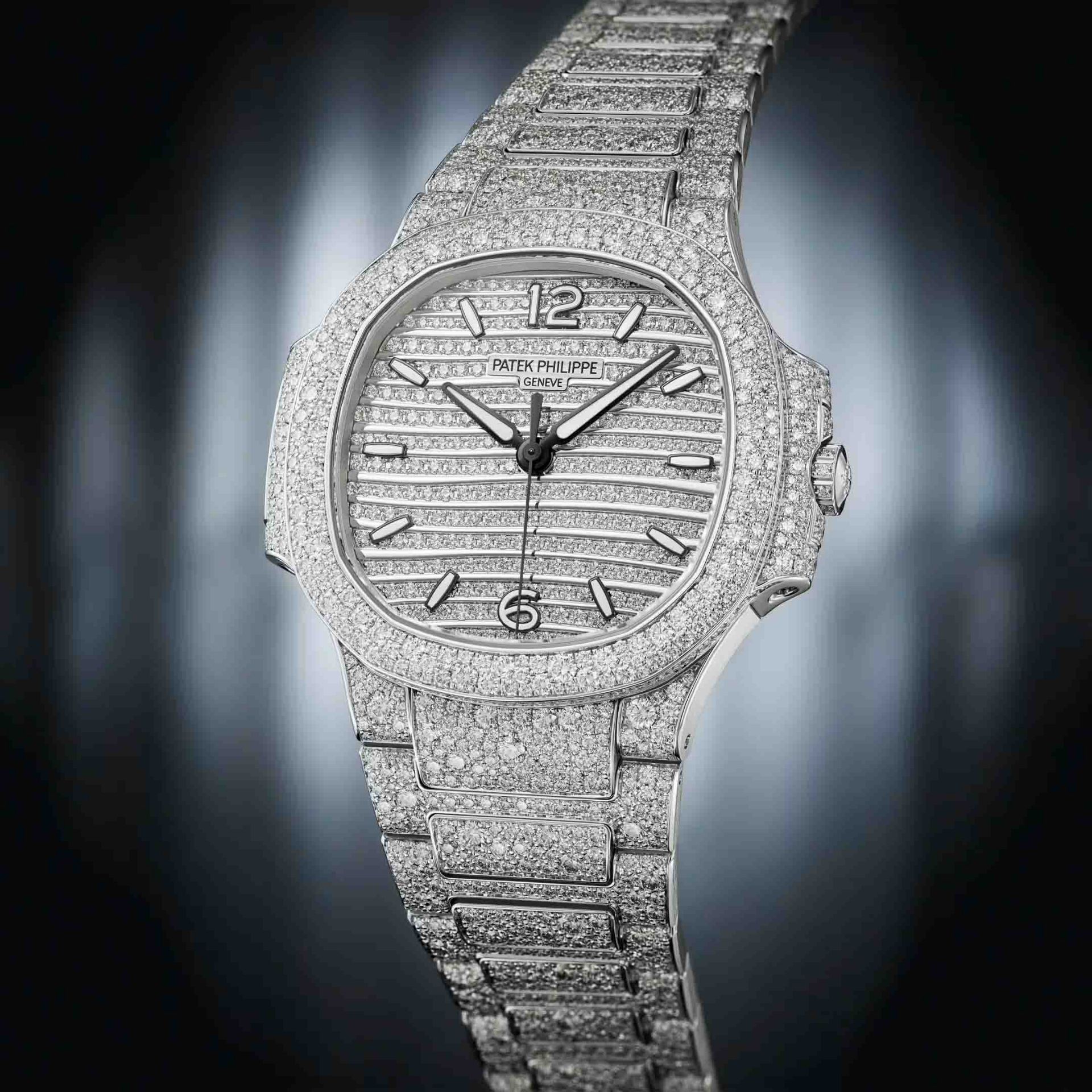 PATEK PHILIPPE Nautilus Alta Gioielleria 35,2  MM 7118/1450G-001