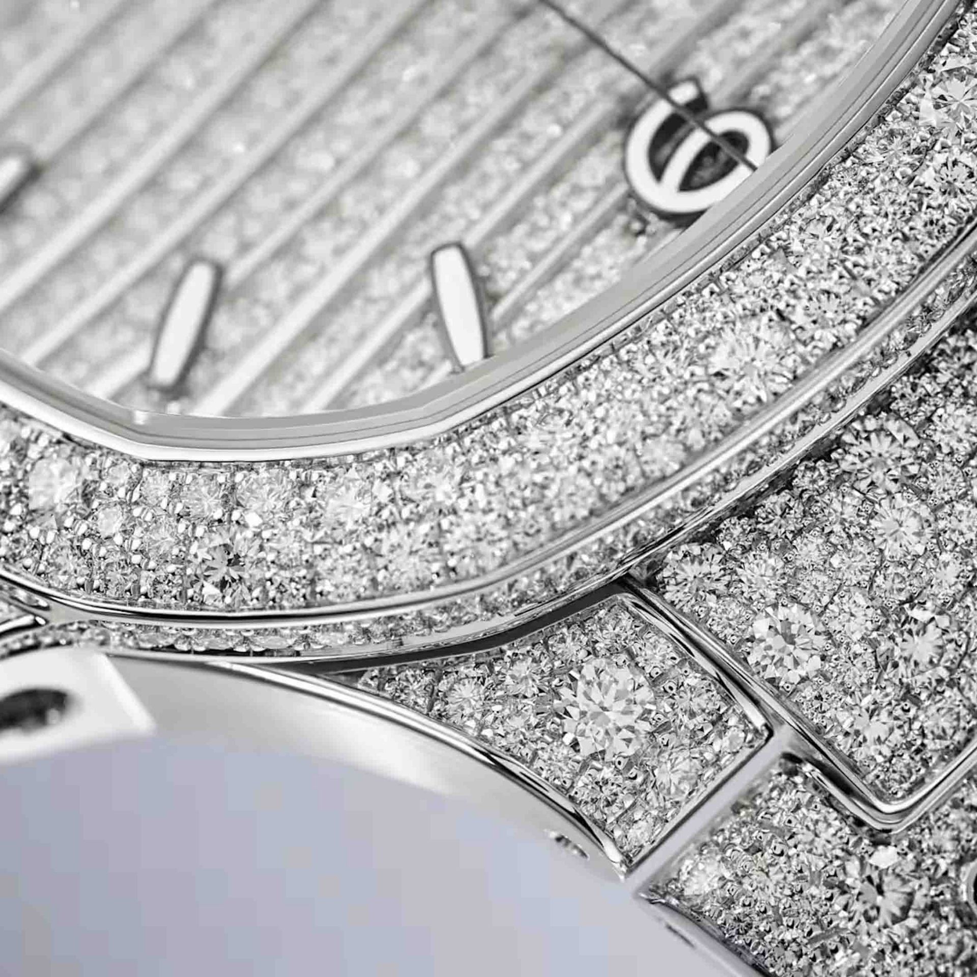 PATEK PHILIPPE Nautilus Alta Gioielleria 35,2  MM 7118/1450G-001