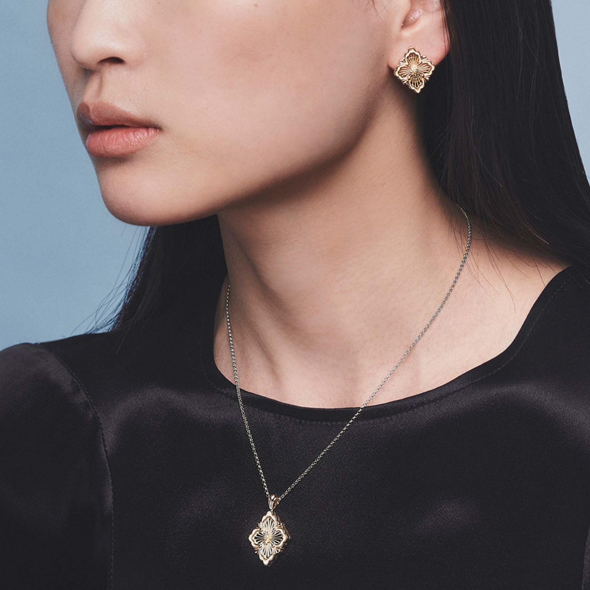 BUCCELLATI Pendente Opera Tulle in Oro Giallo e Bianco  JAUPEN018231