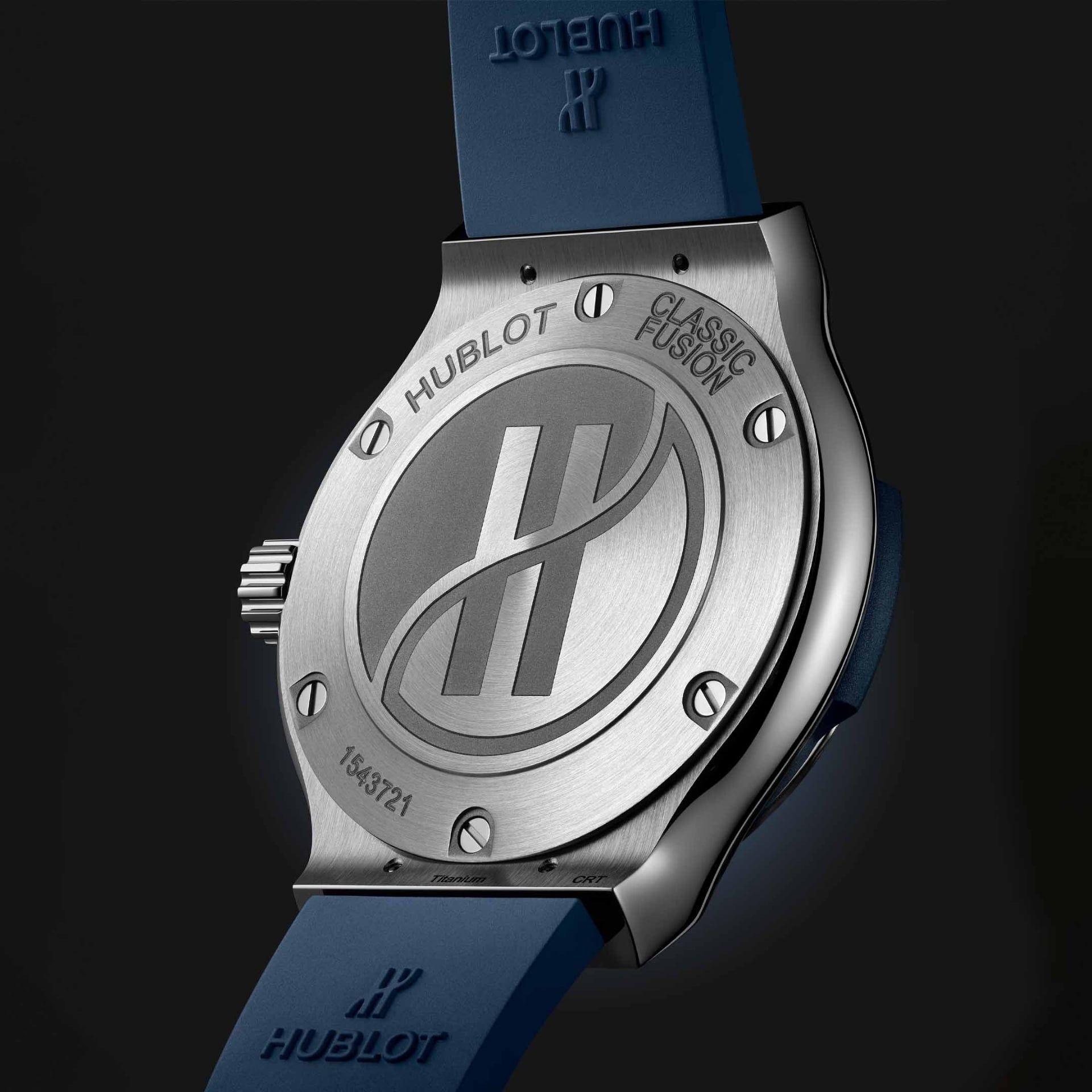 HUBLOT Classic Fusion Titanium Blue 33 MM 581.NX.7170.RX